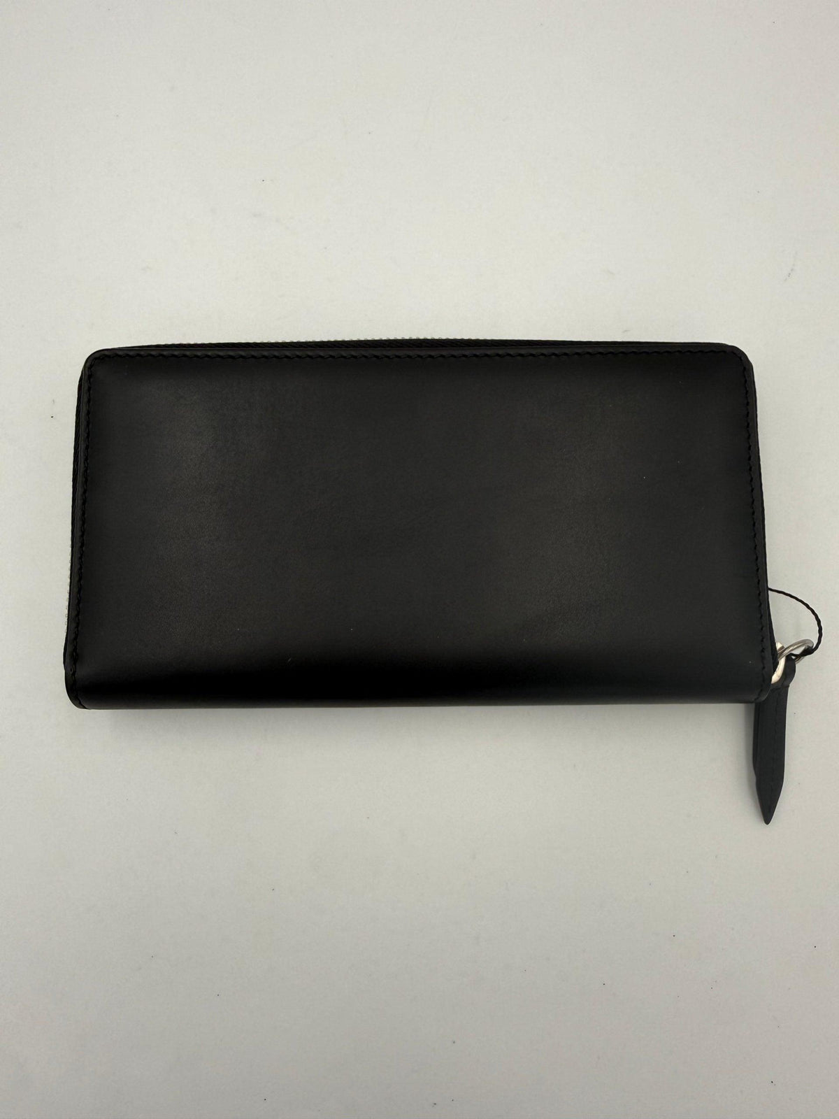 Gucci GUCCI Zip Black Front Logo Embossed Wallet