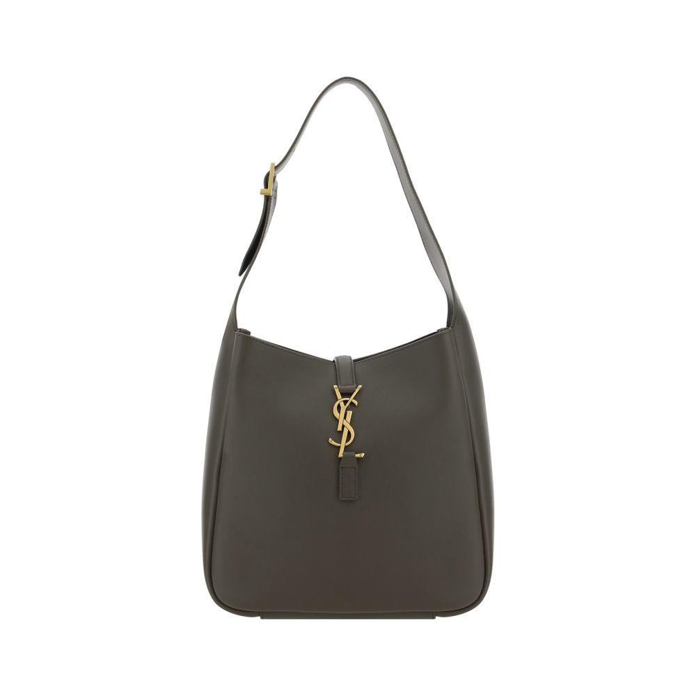 10934057 - PreLoved & Luxe