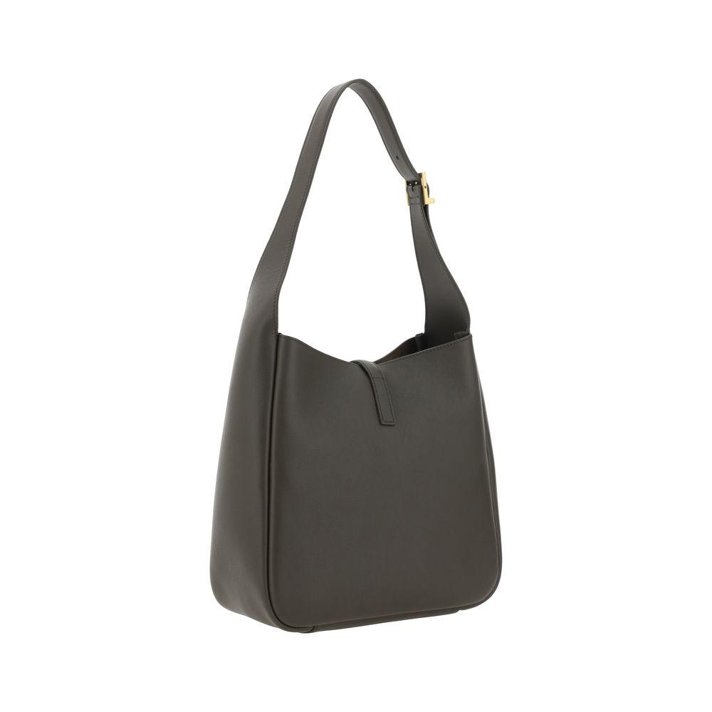 10934059 - PreLoved & Luxe