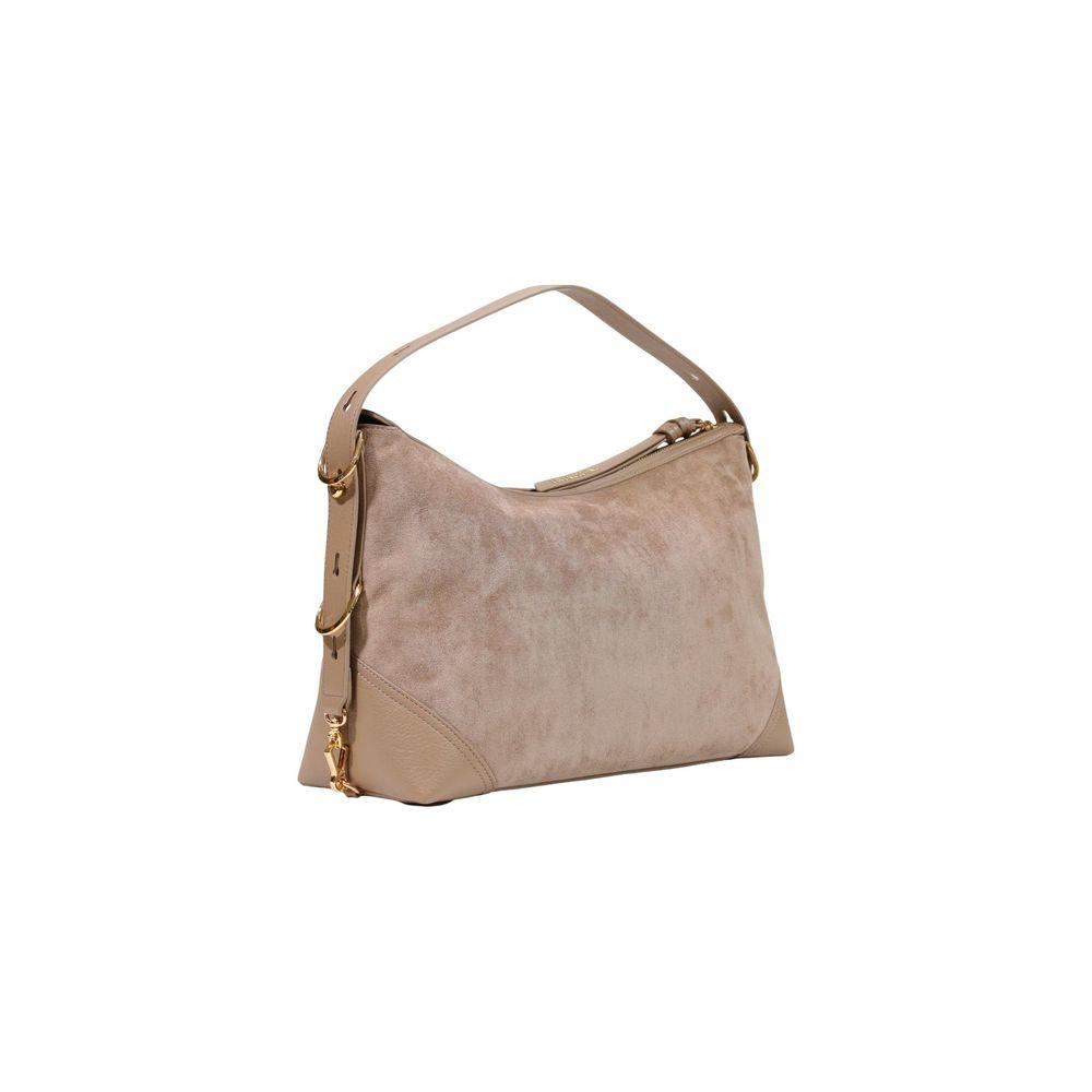 10943368 - PreLoved & Luxe