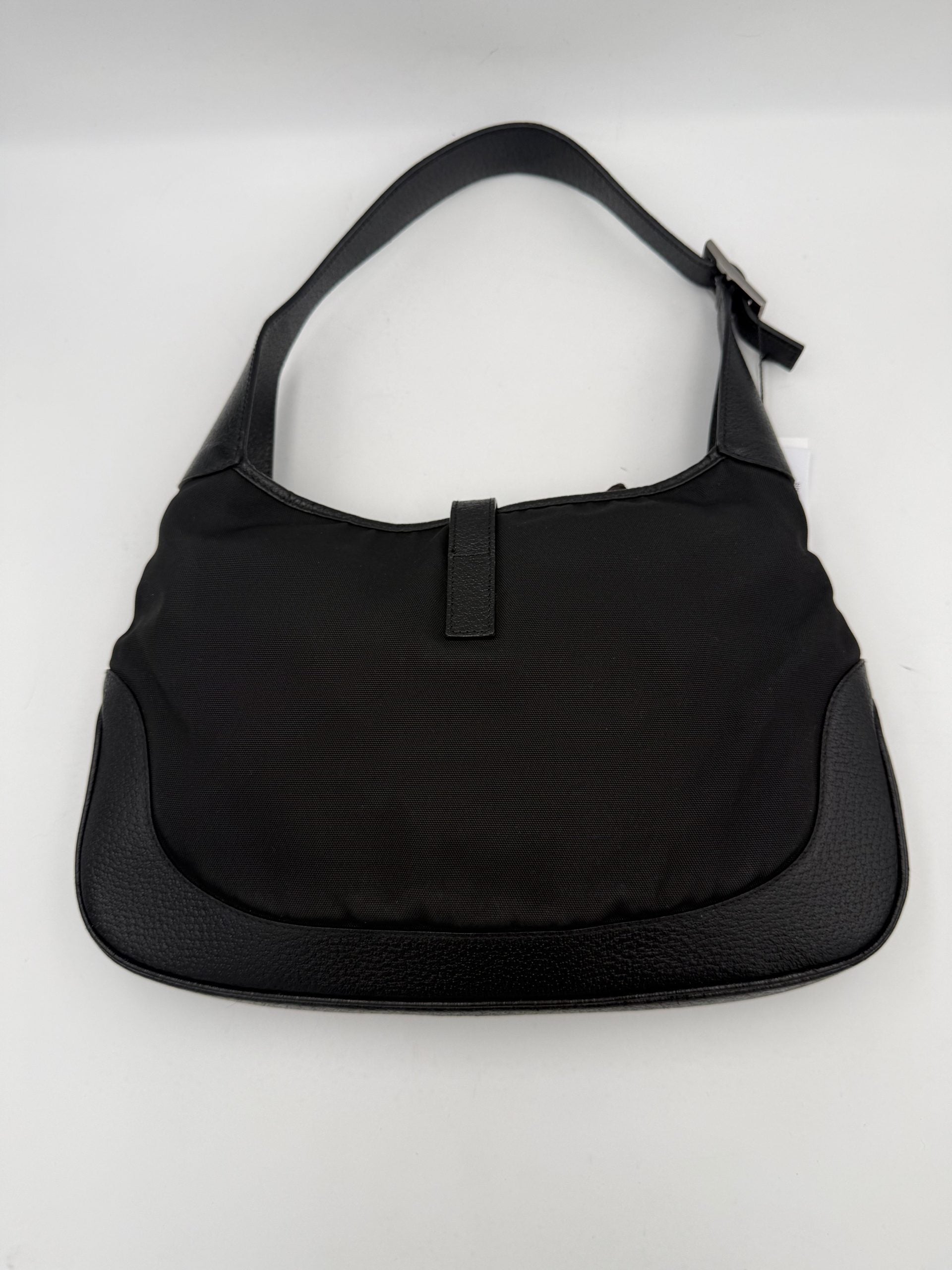 10944727 - PreLoved & Luxe