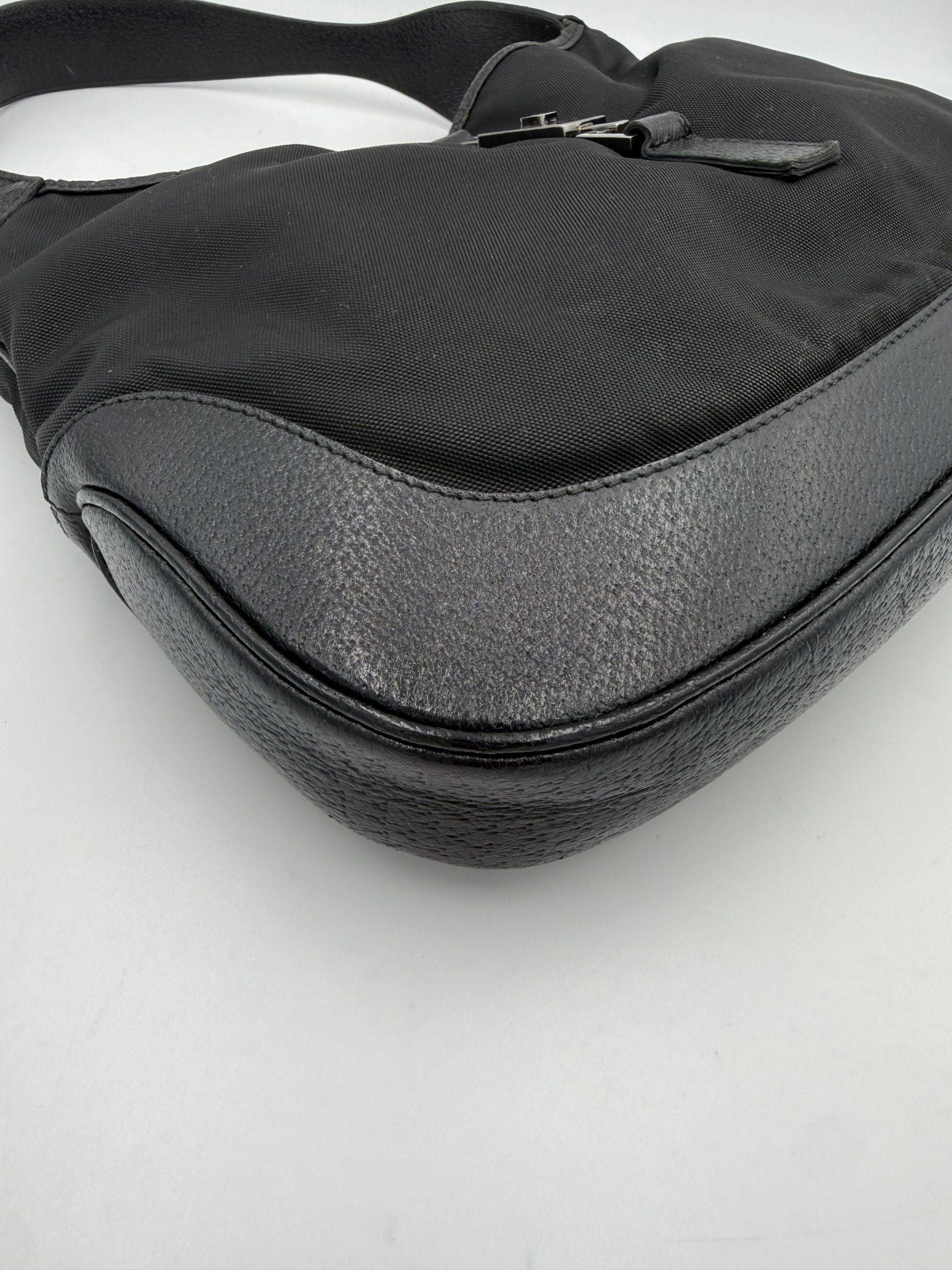 10944735 - PreLoved & Luxe