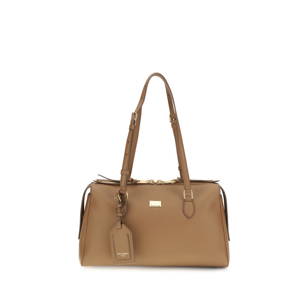 10955359 - PreLoved & Luxe