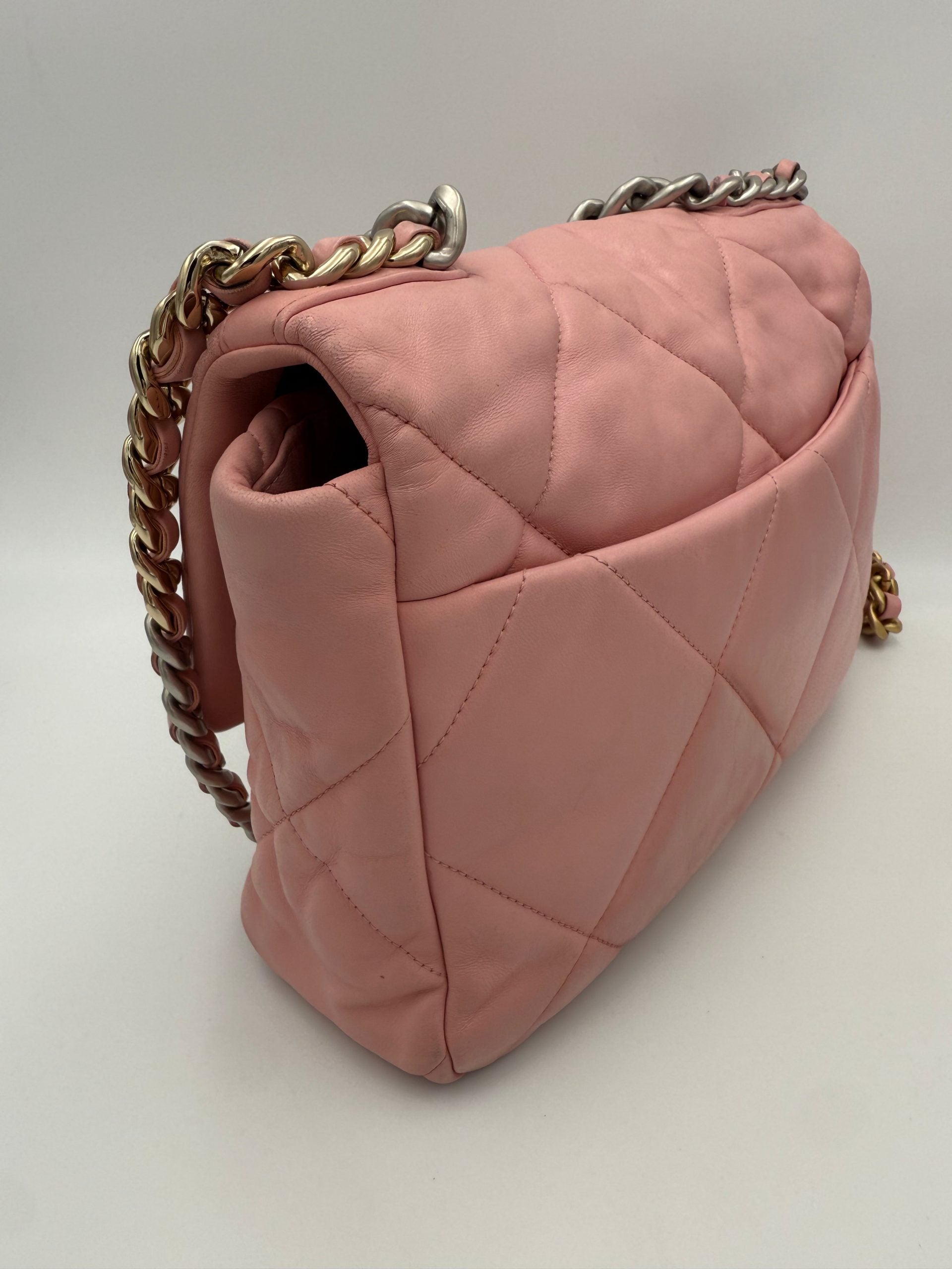 Pre-Owned Chanel CHANEL 19 Medium Pink Handbag Multicolor Women's AB (Very Good — between Lightly Used and Used)