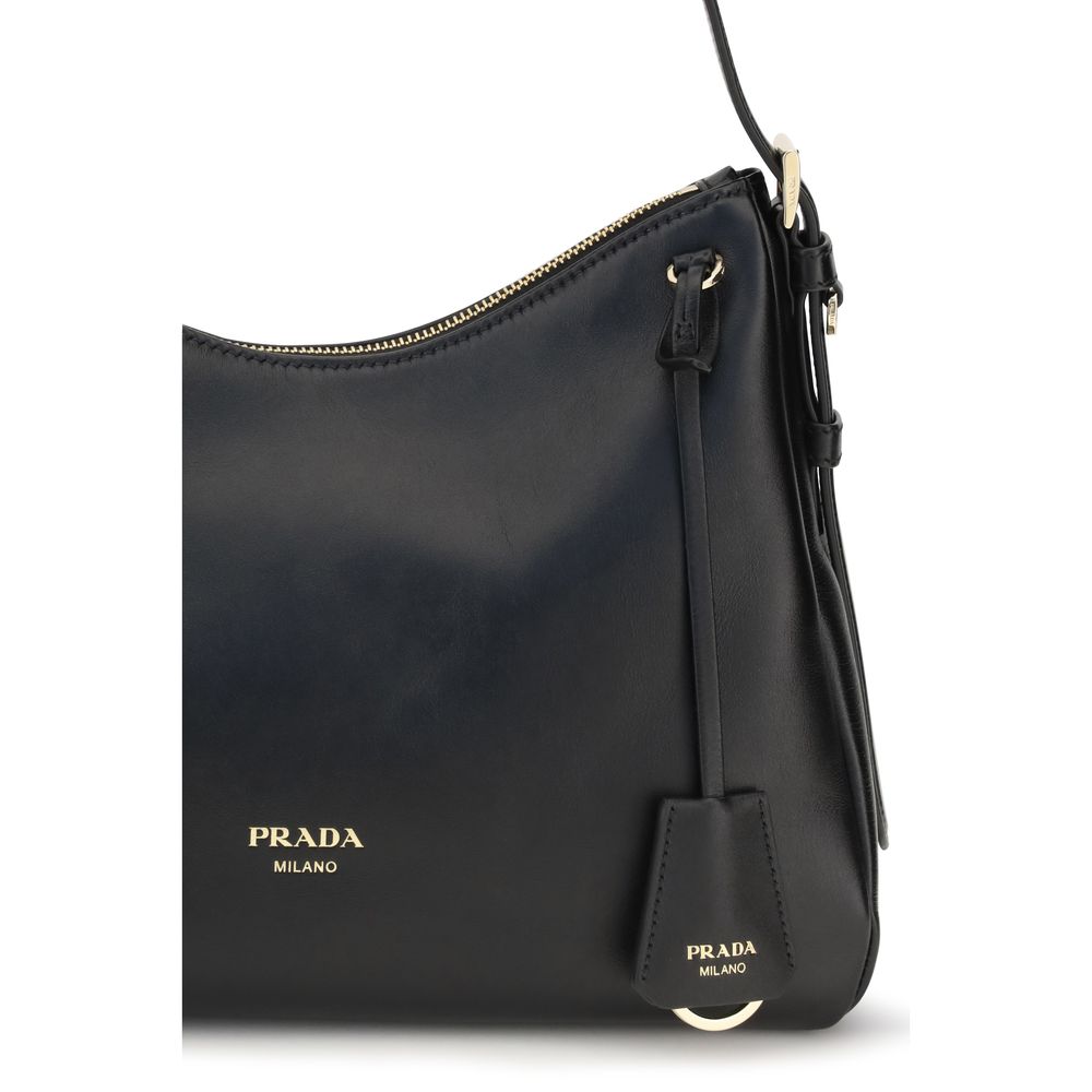 10967058 - PreLoved & Luxe