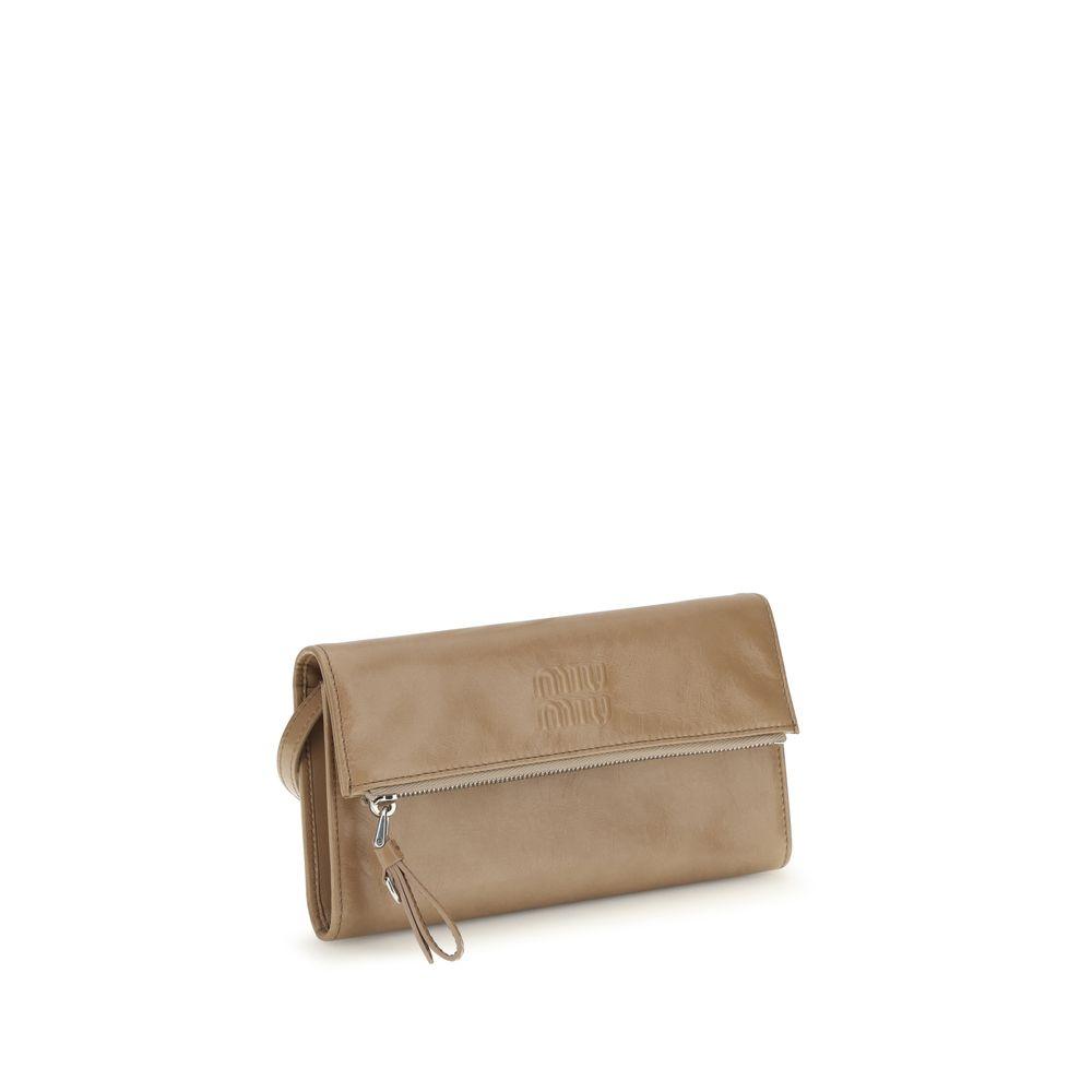 10981147 - PreLoved & Luxe