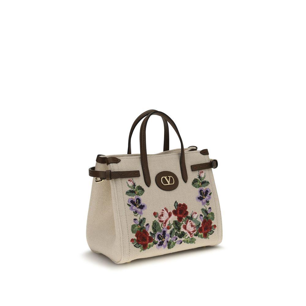 11000235 - PreLoved & Luxe