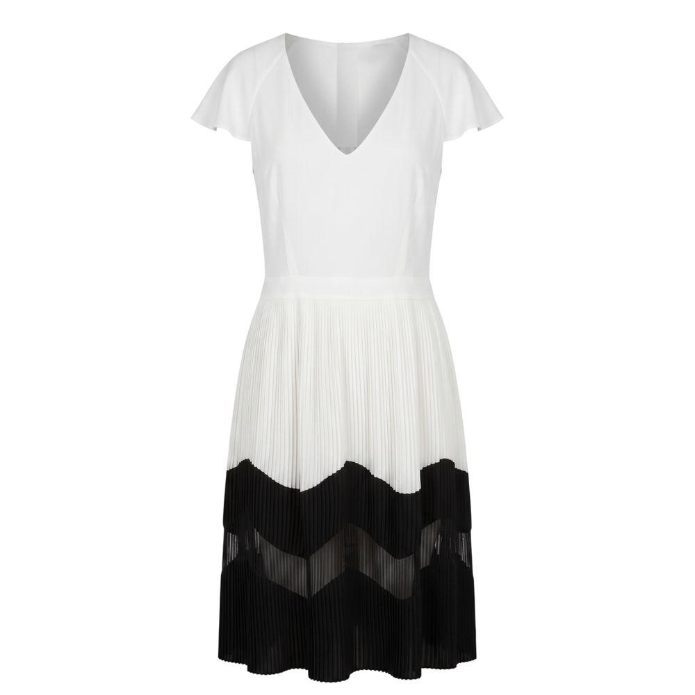 11010902 - PreLoved & Luxe