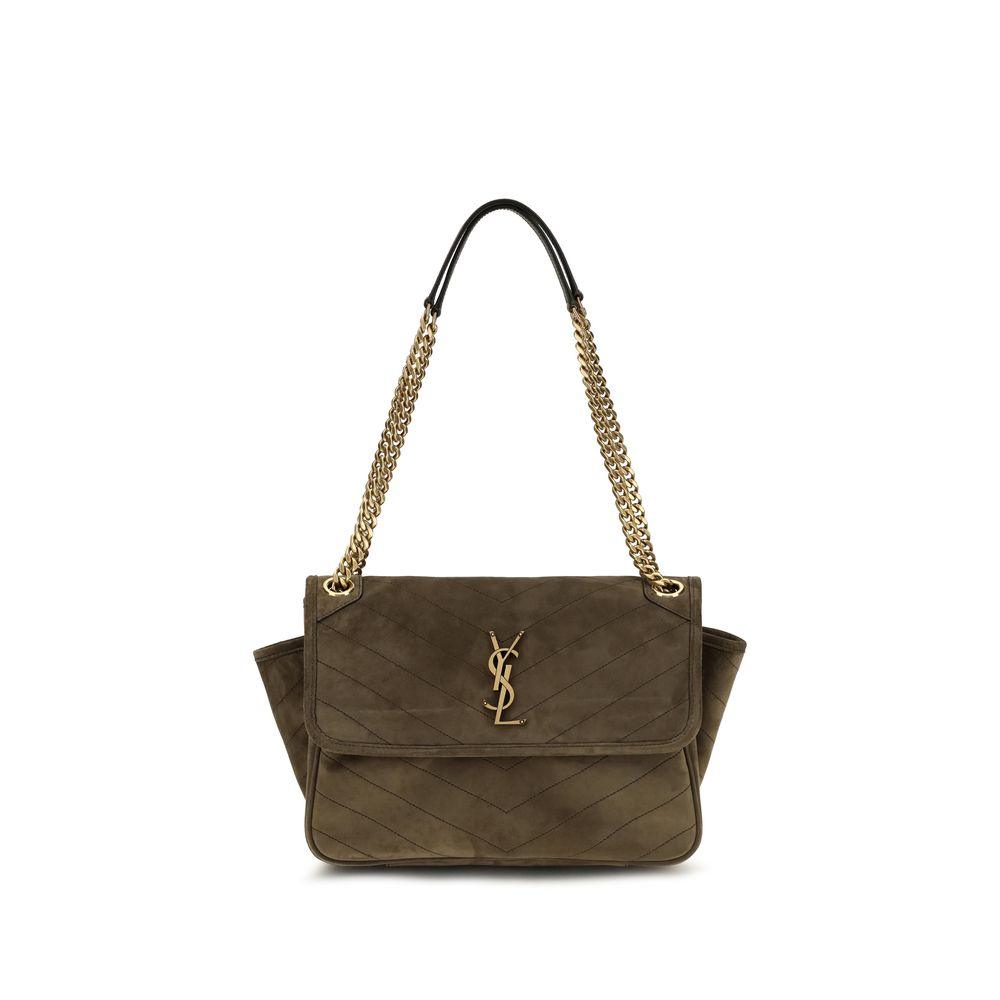 11082867 - PreLoved & Luxe