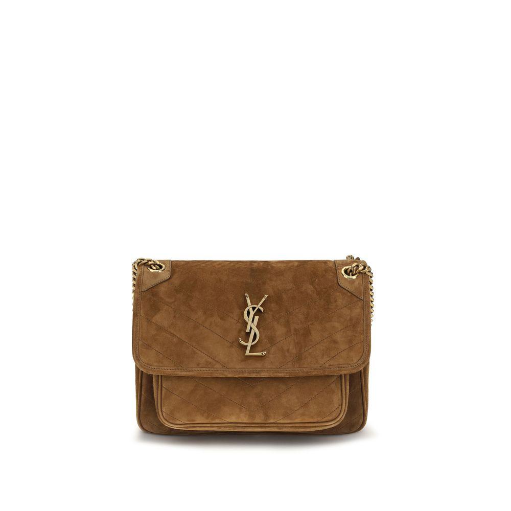 11113160 - PreLoved & Luxe