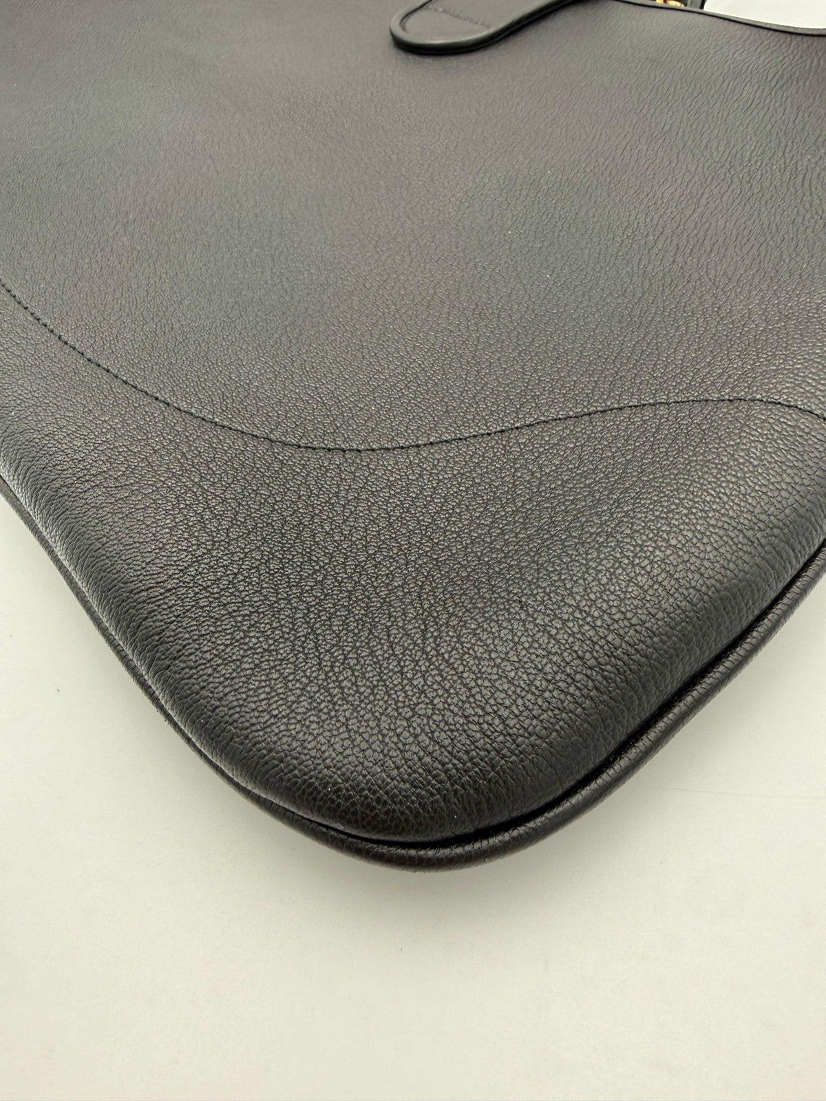 11173618 - PreLoved & Luxe