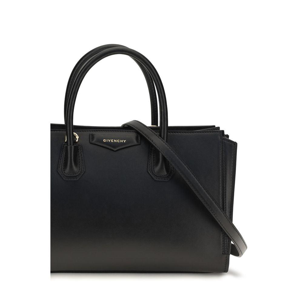 11176202 - PreLoved & Luxe