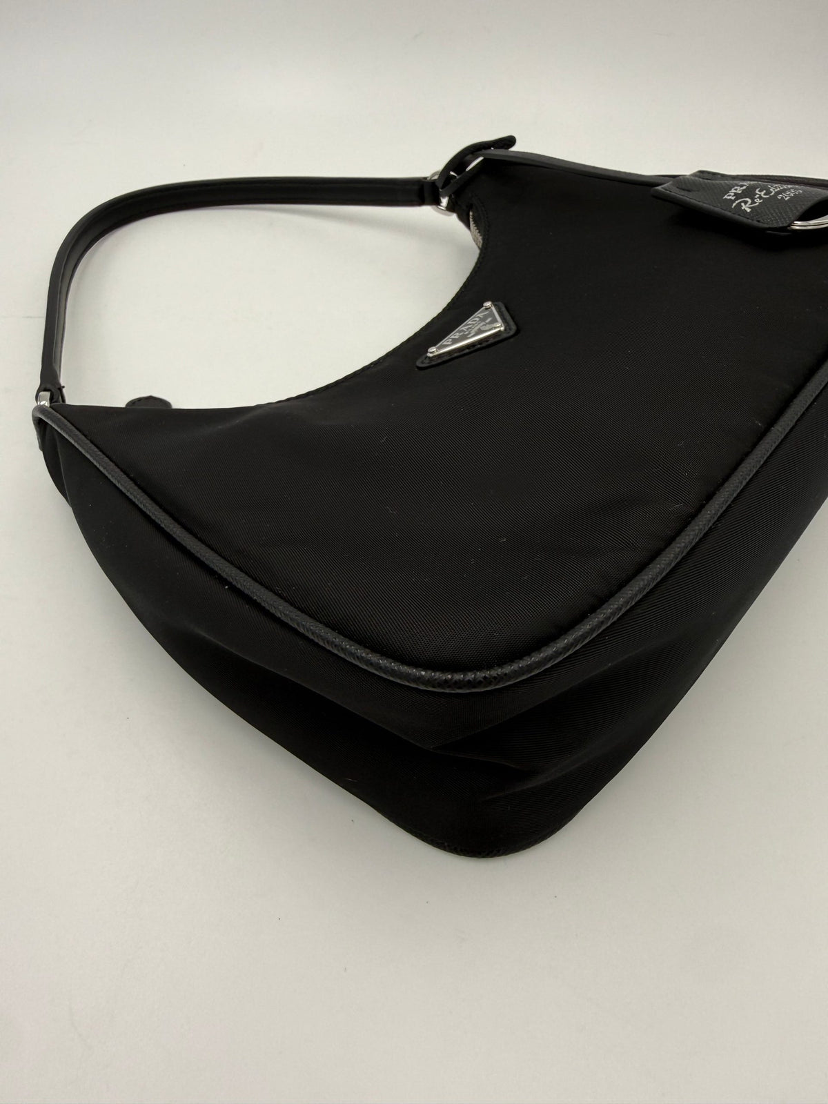 Pre-Owned Prada in Re-nylon RE-EDITION 2005 Handbag Women's - Excellent