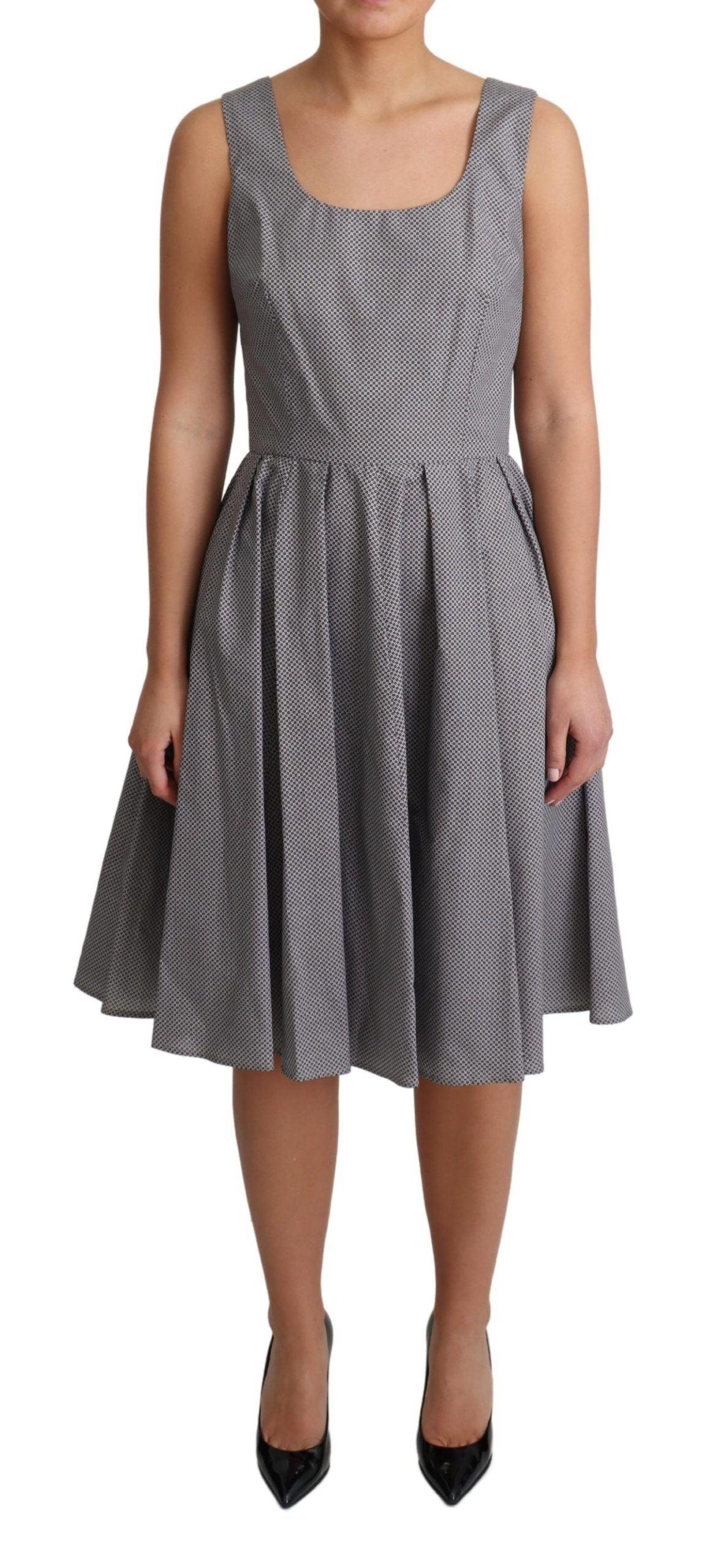 1494383 - PreLoved & Luxe