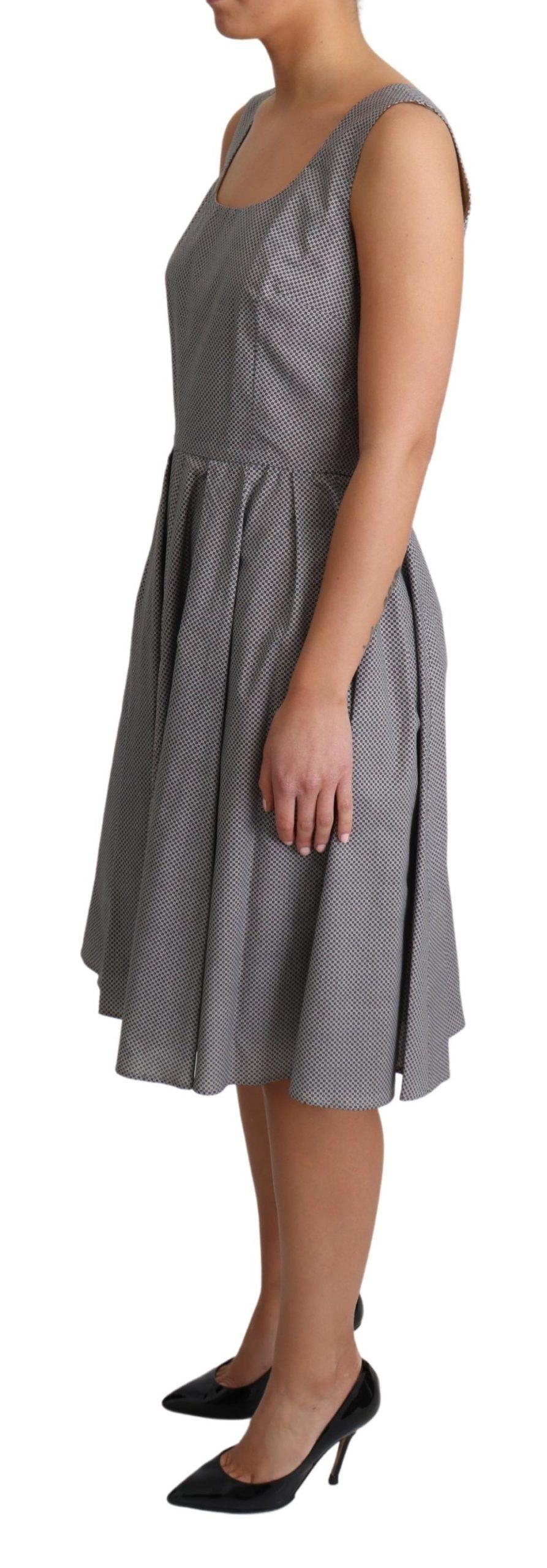 1494385 - PreLoved & Luxe