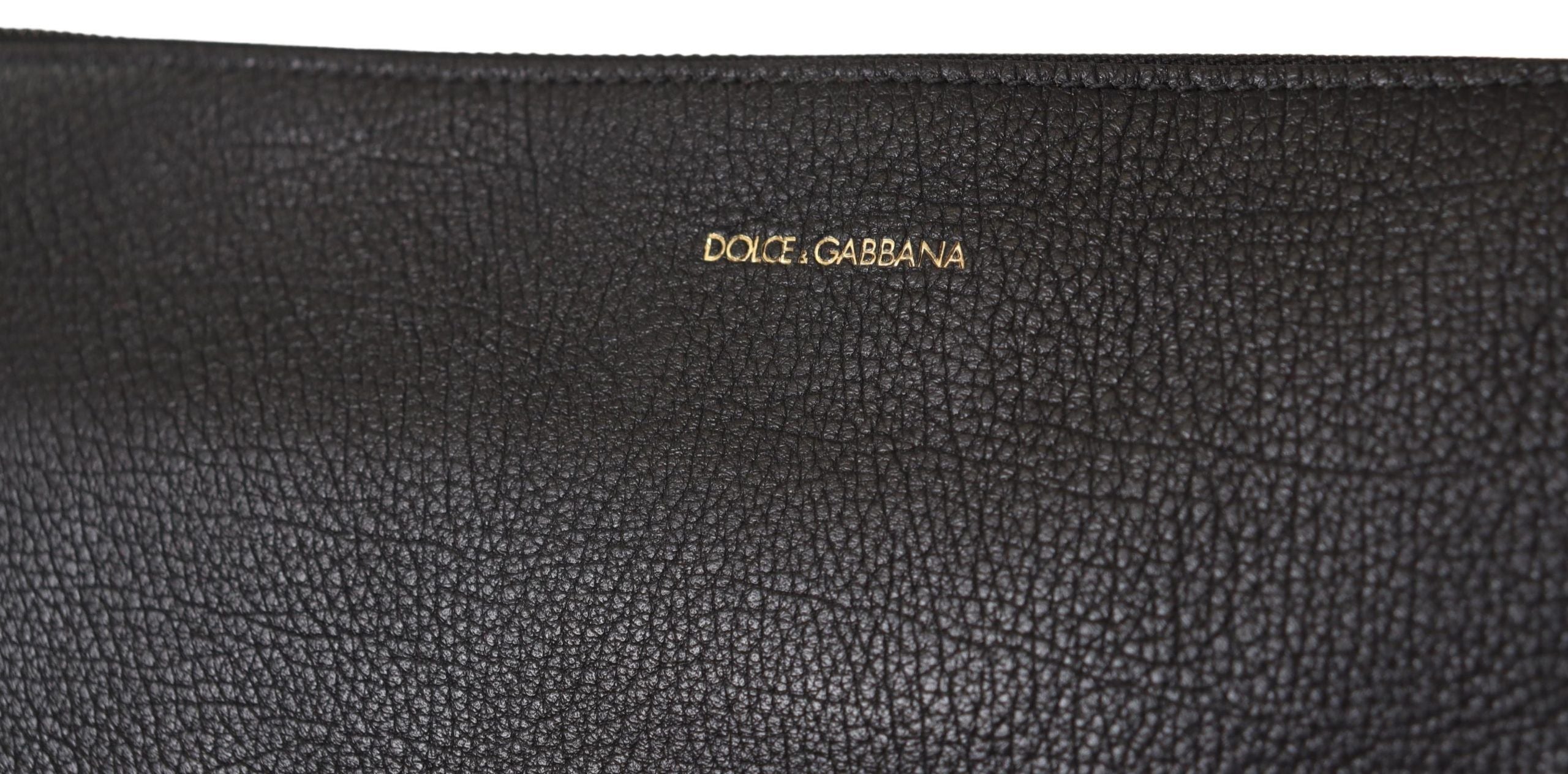 1517304 - PreLoved & Luxe