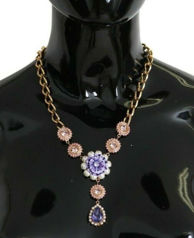 1568282 - PreLoved & Luxe