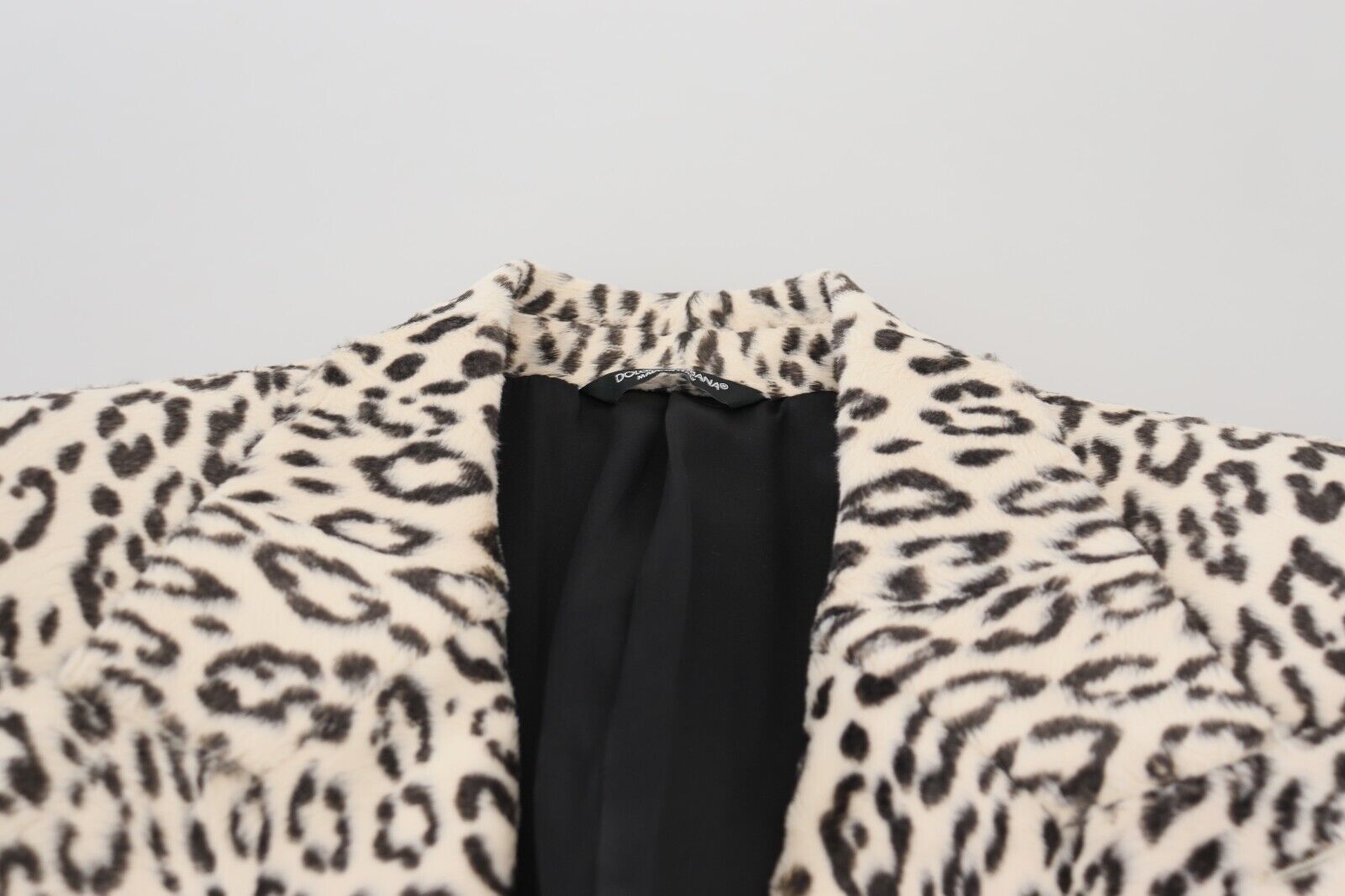 3967965 - PreLoved & Luxe
