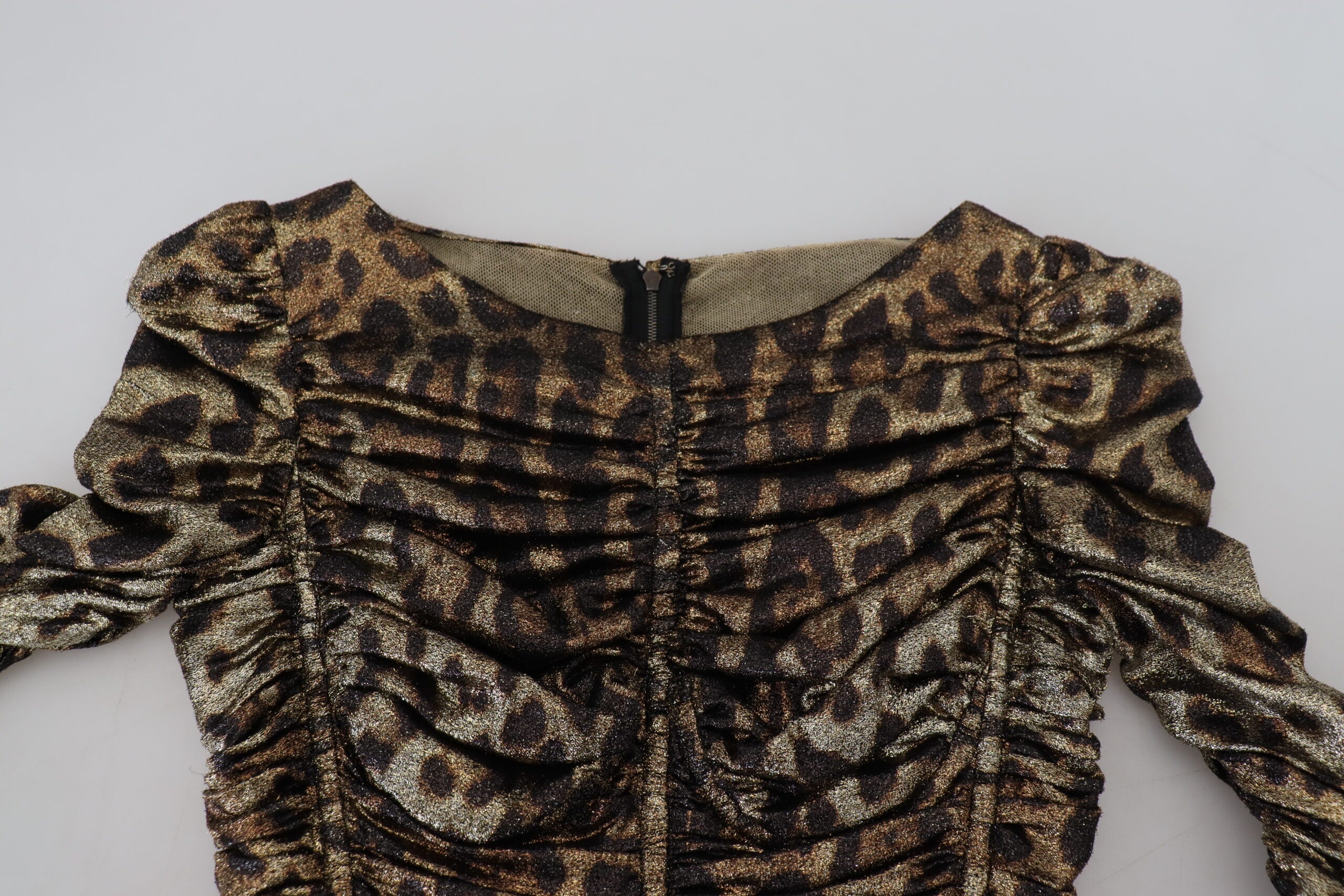 4201002 - PreLoved & Luxe