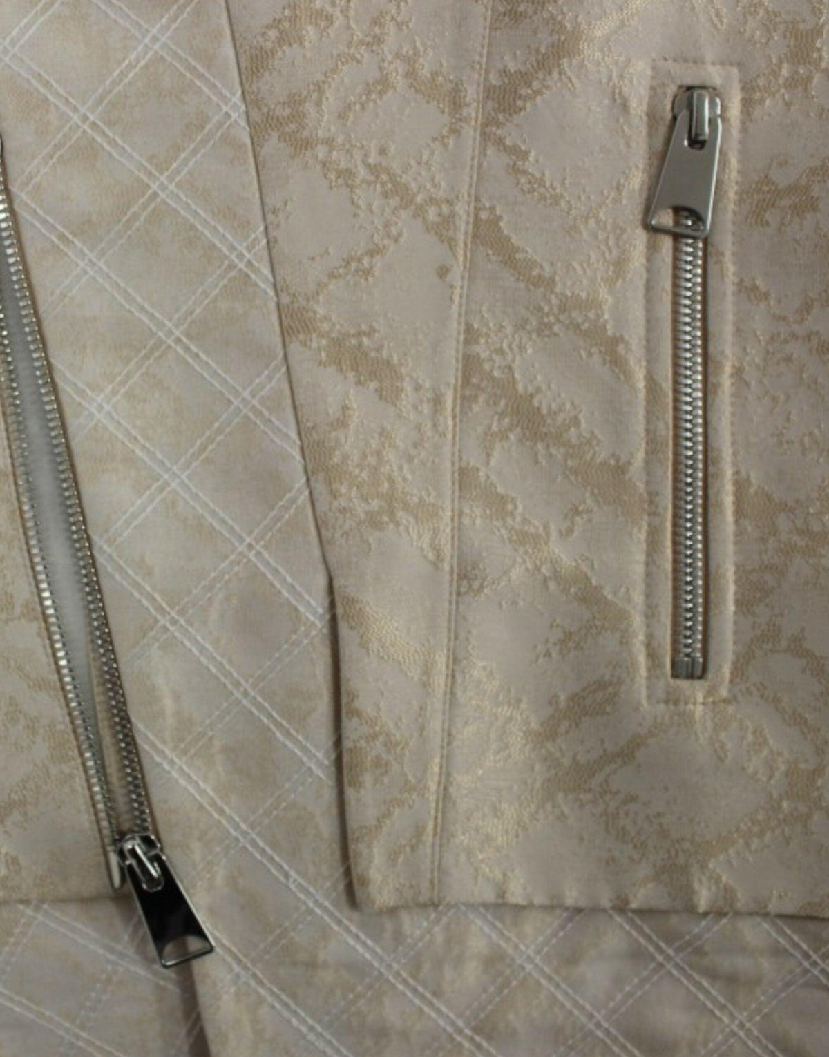 4353967 - PreLoved & Luxe