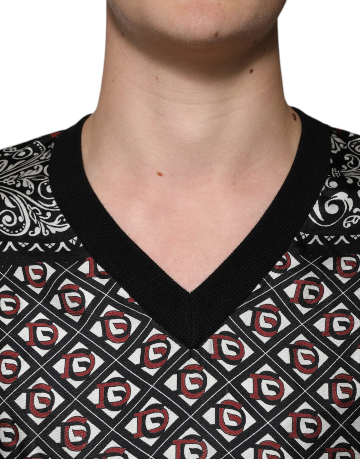New Dolce & Gabbana Black Logo Wool V-neck Pullover Sweater