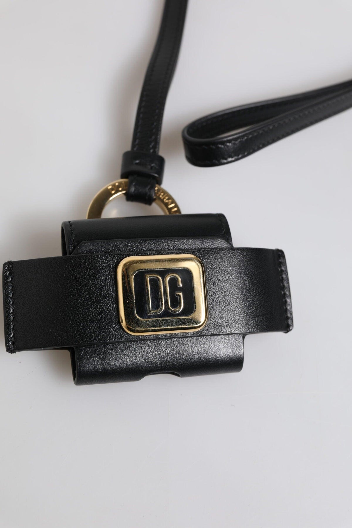 6801341 - PreLoved & Luxe