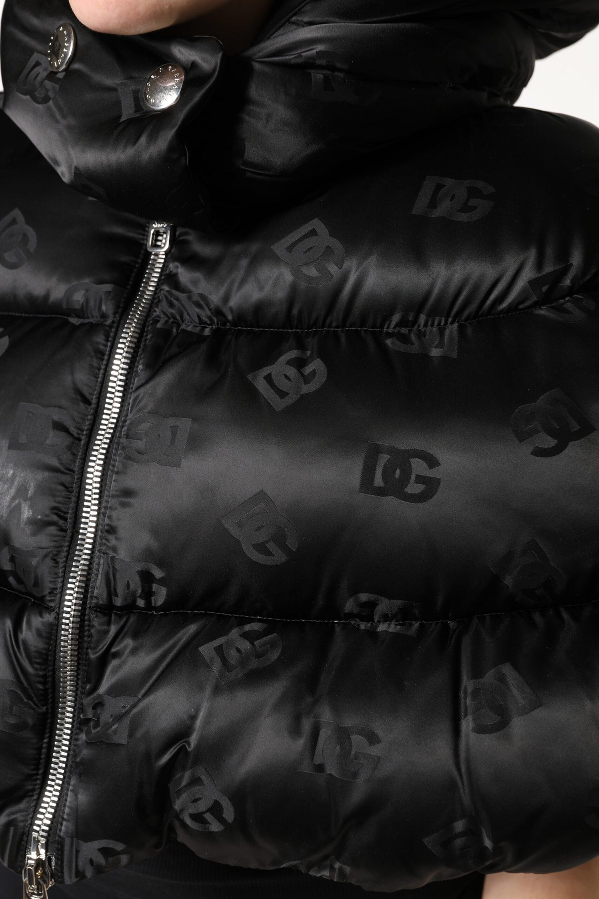 New Dolce & Gabbana Black Padded Puffer Hooded Full Zip Cropped Jacket