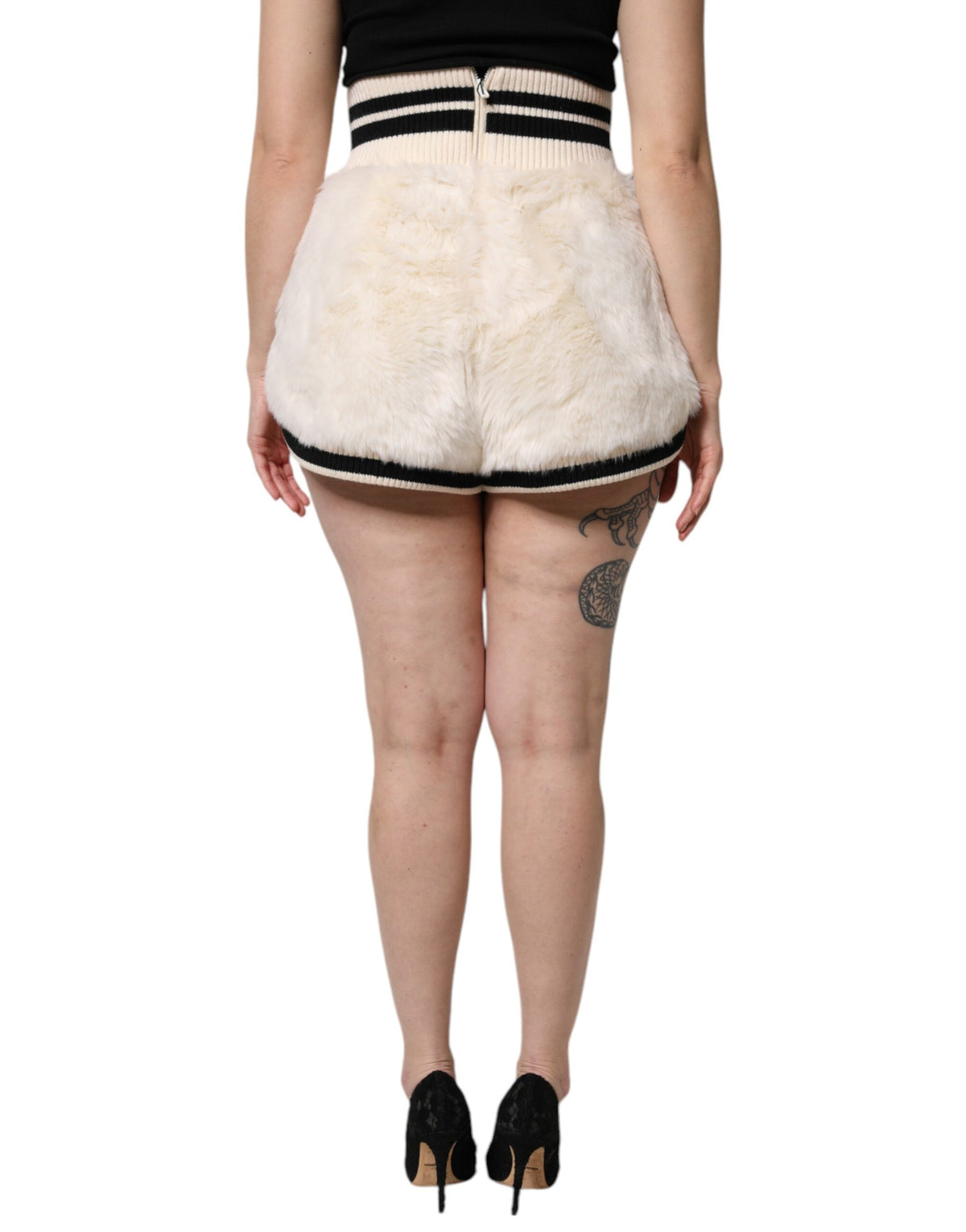 New Dolce & Gabbana White Faux Fur High Waisted Hot Pants Short