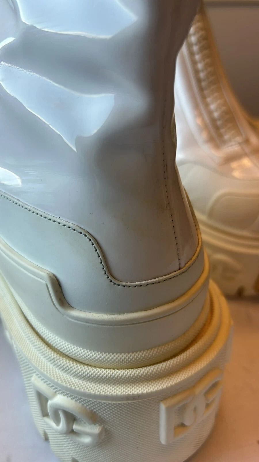 Pre-Owned Dolce & Gabbana White Leather Rubber Logo Ankle Boots Shoes