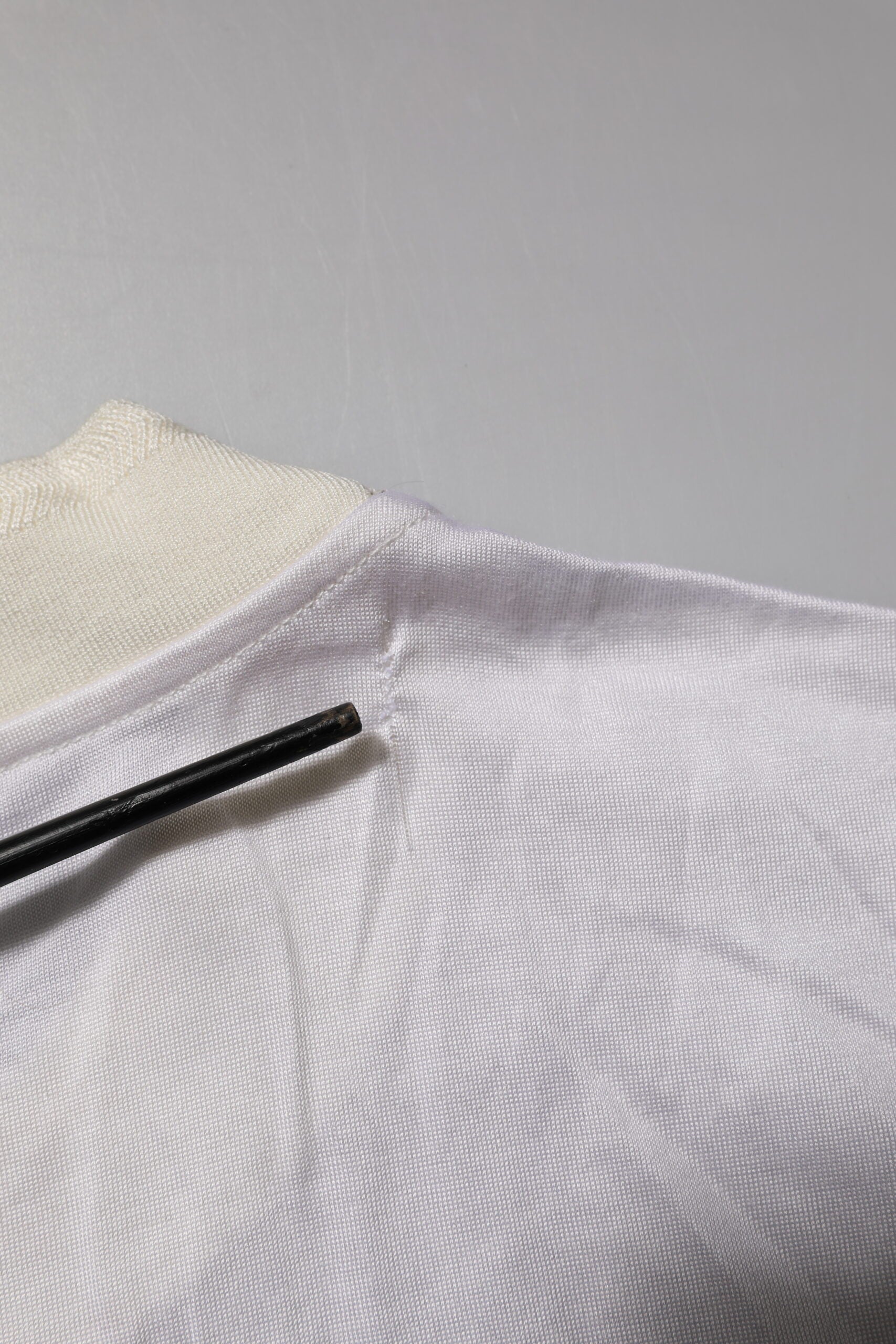 New Dolce & Gabbana White Silk Crew Neck Long Sleeves T-shirt