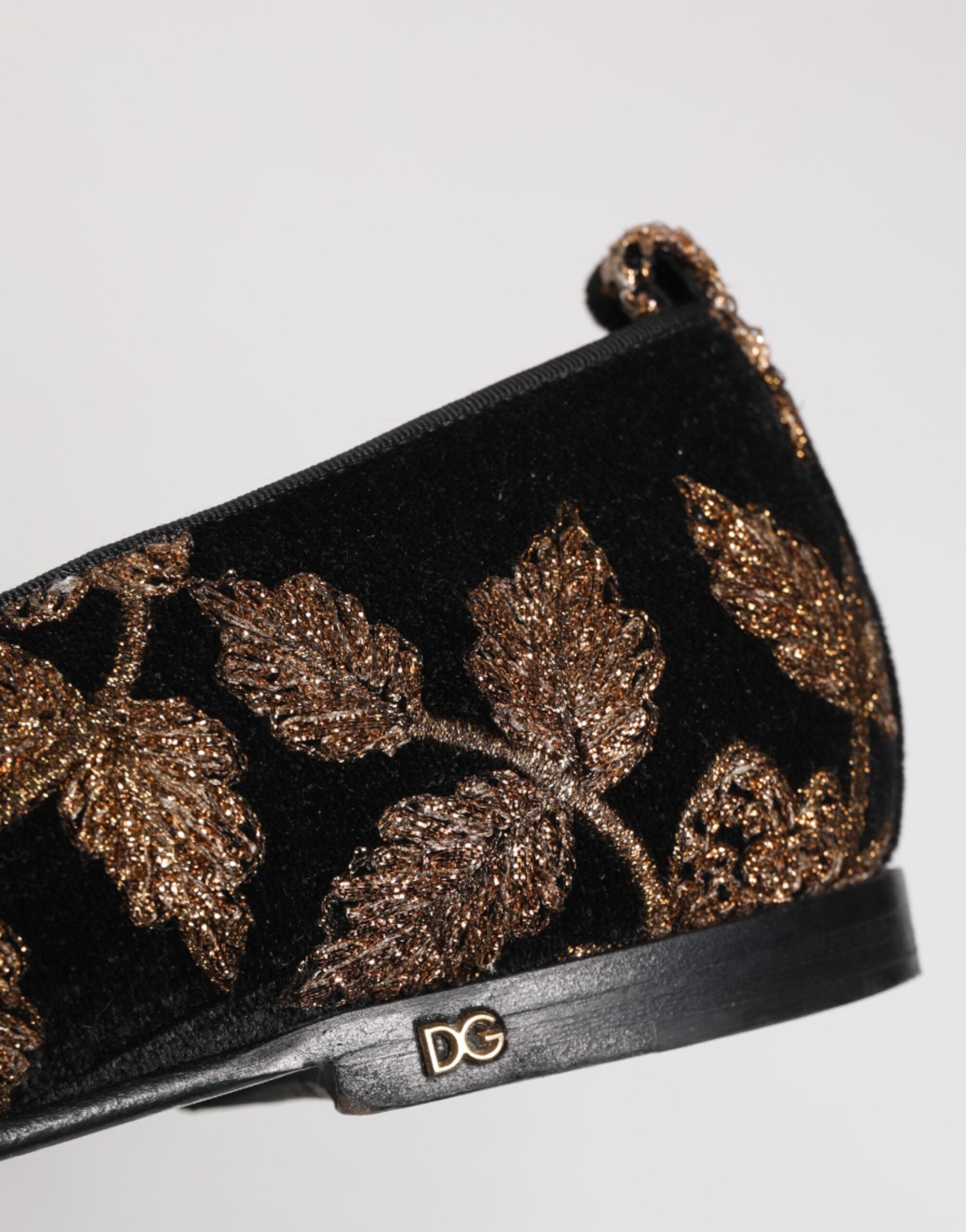 8360092 - PreLoved & Luxe