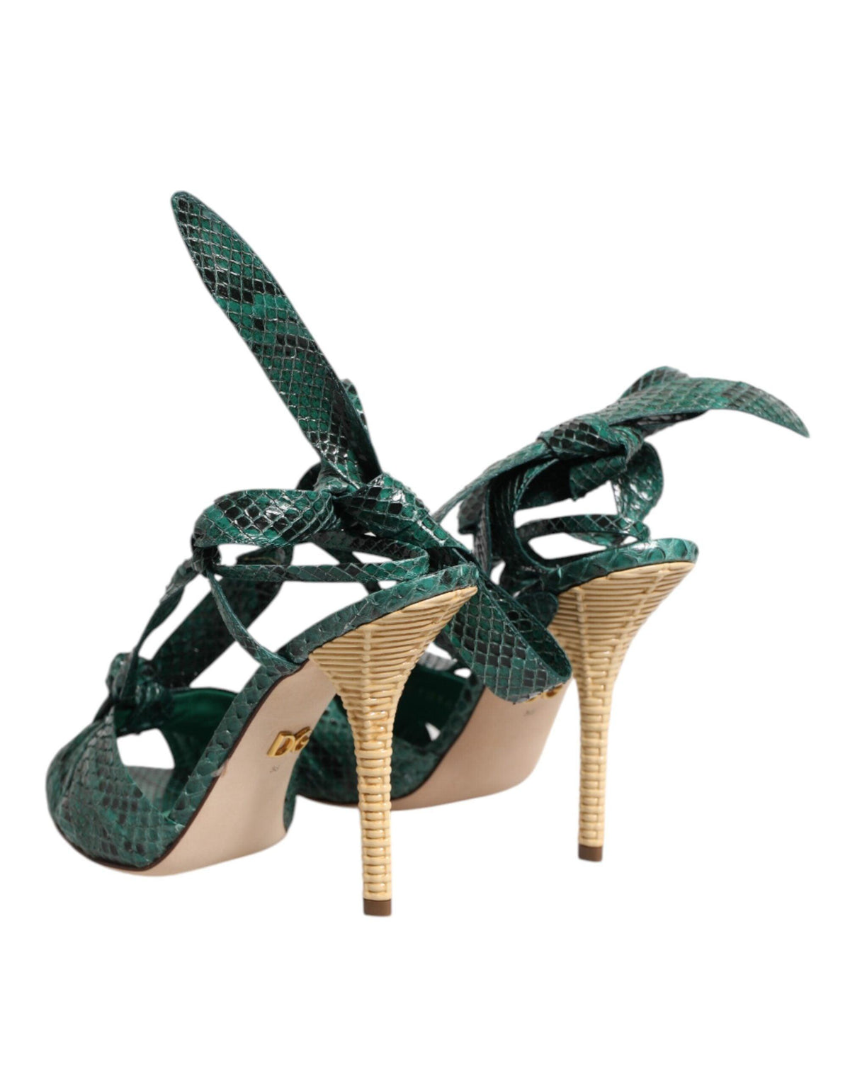 8464160 - PreLoved & Luxe