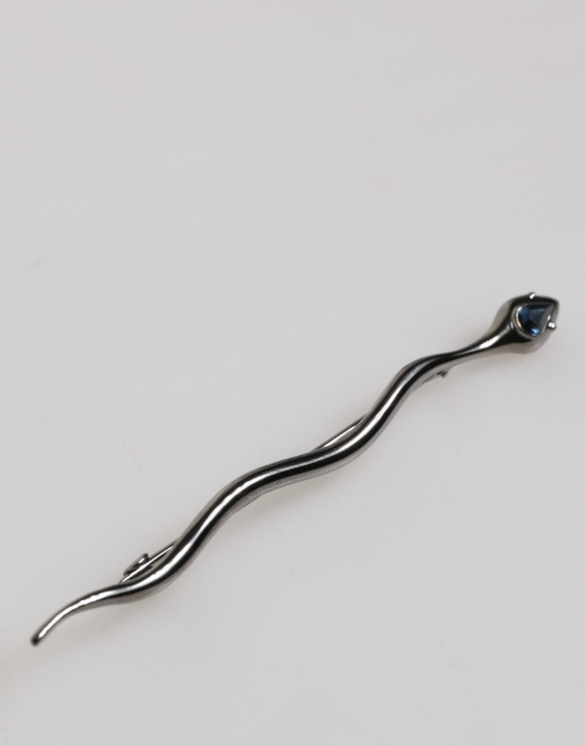 New Dolce & Gabbana Black Crystal Spilla Serpente Mens Brooch Pin