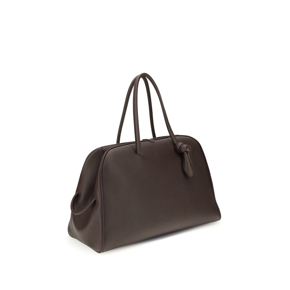8990416 - PreLoved & Luxe
