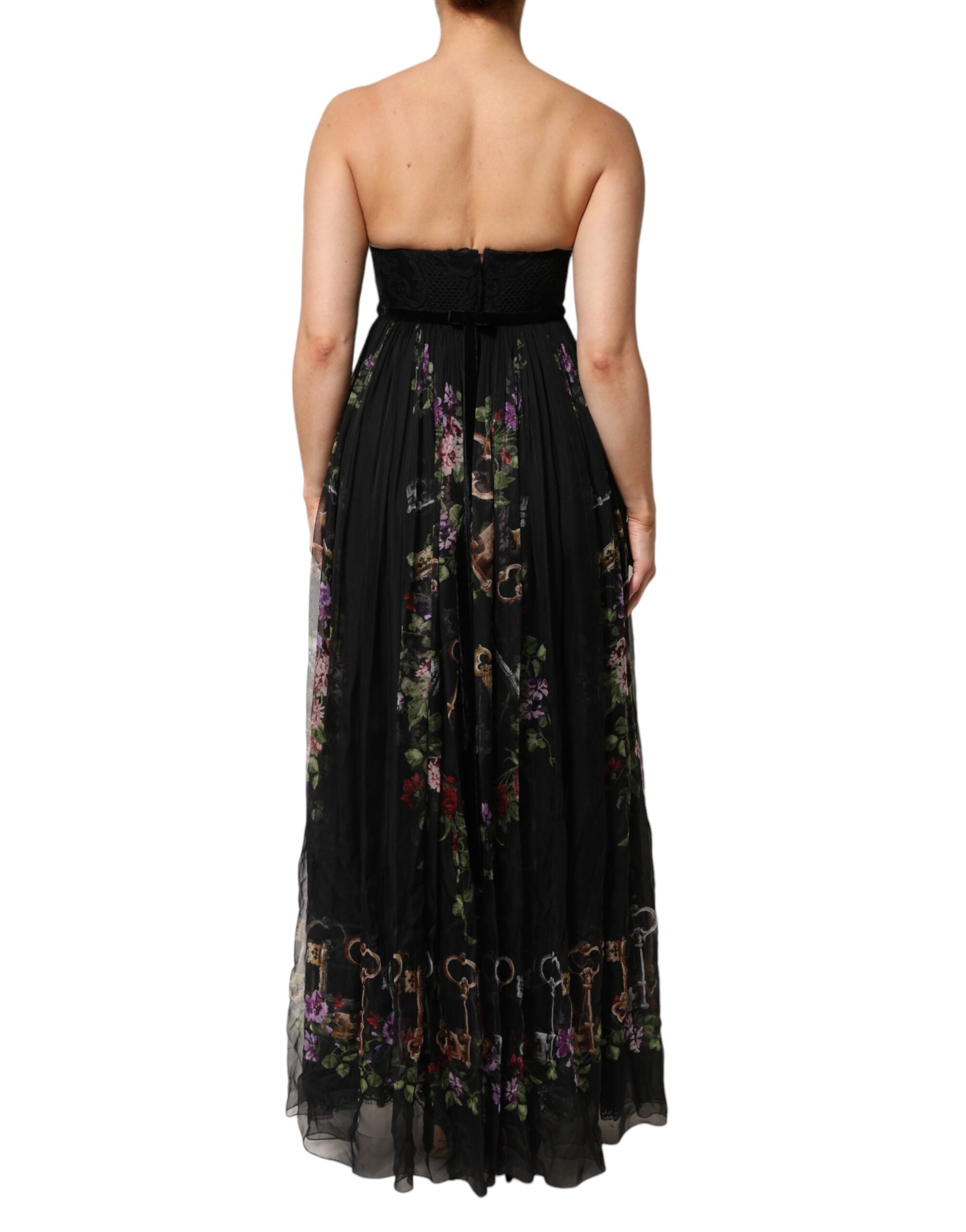 8993438 - PreLoved & Luxe