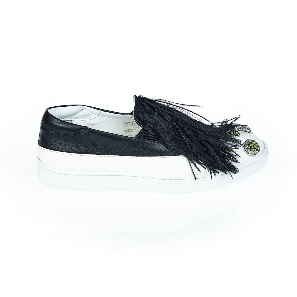 9147062 - PreLoved & Luxe