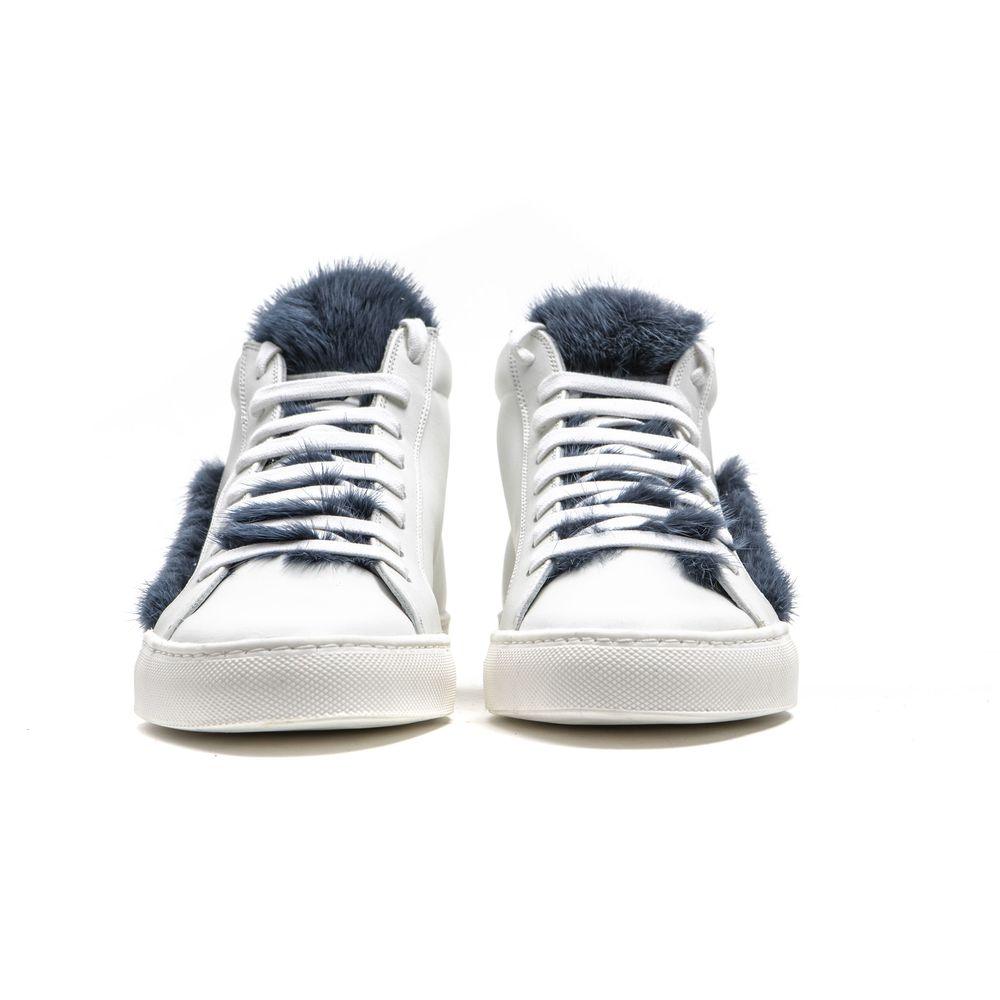 9147116 - PreLoved & Luxe