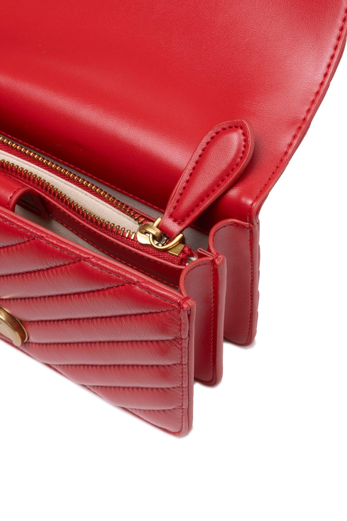 9147612 - PreLoved & Luxe