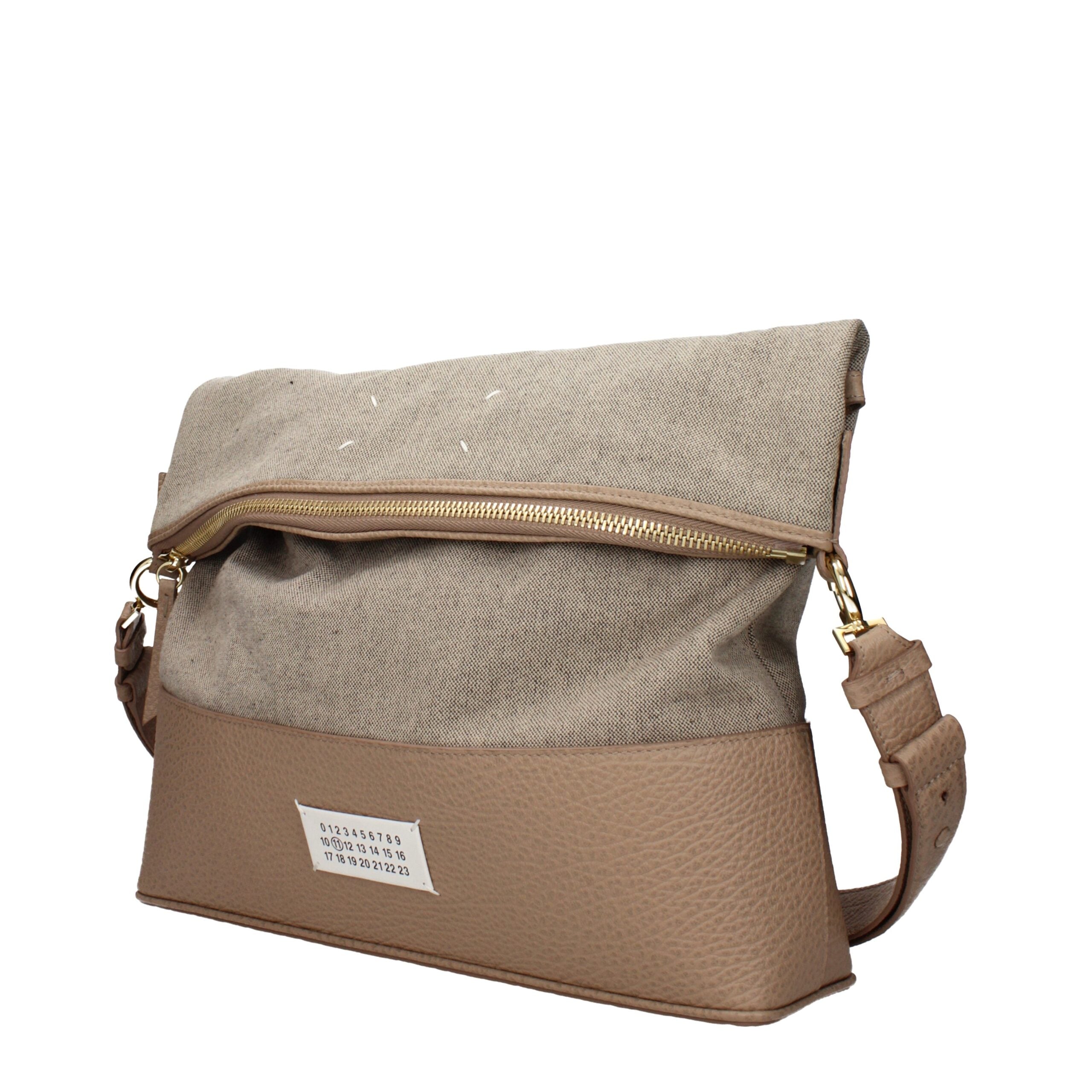 9838272 - PreLoved & Luxe