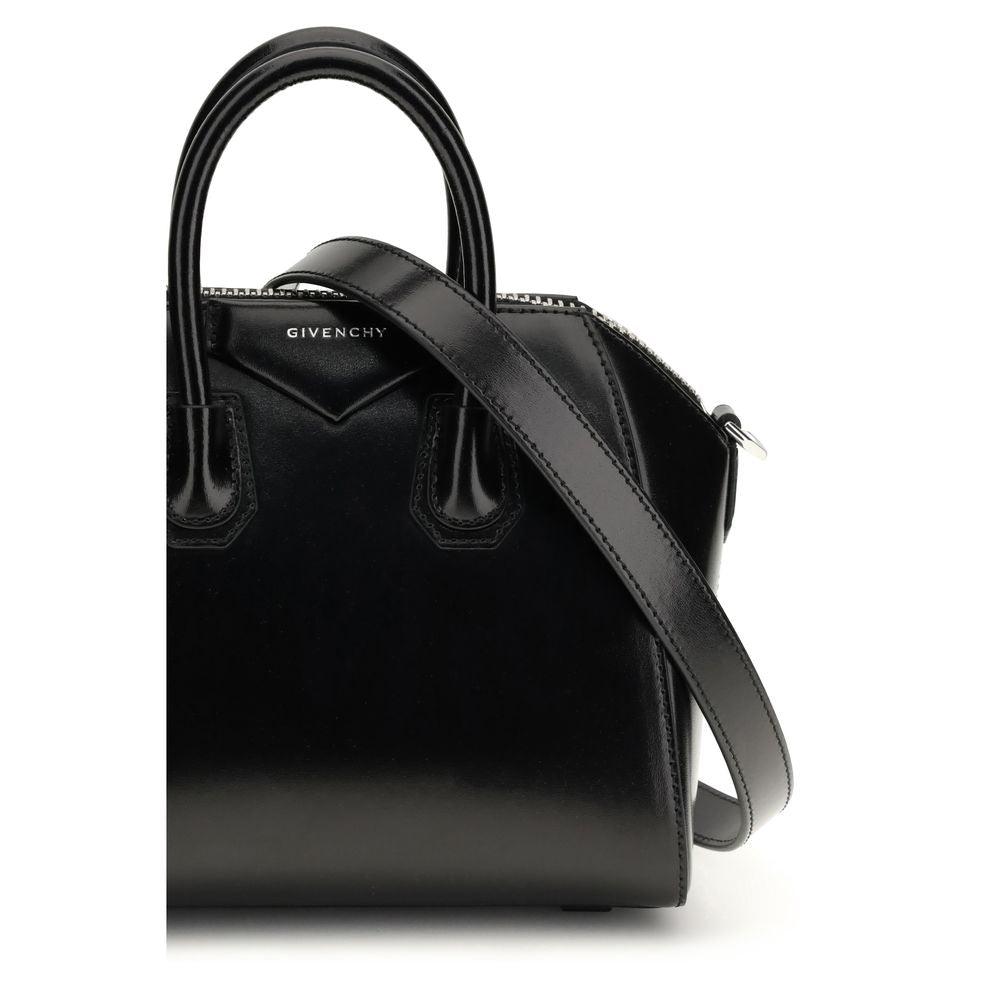 9839155 - PreLoved & Luxe