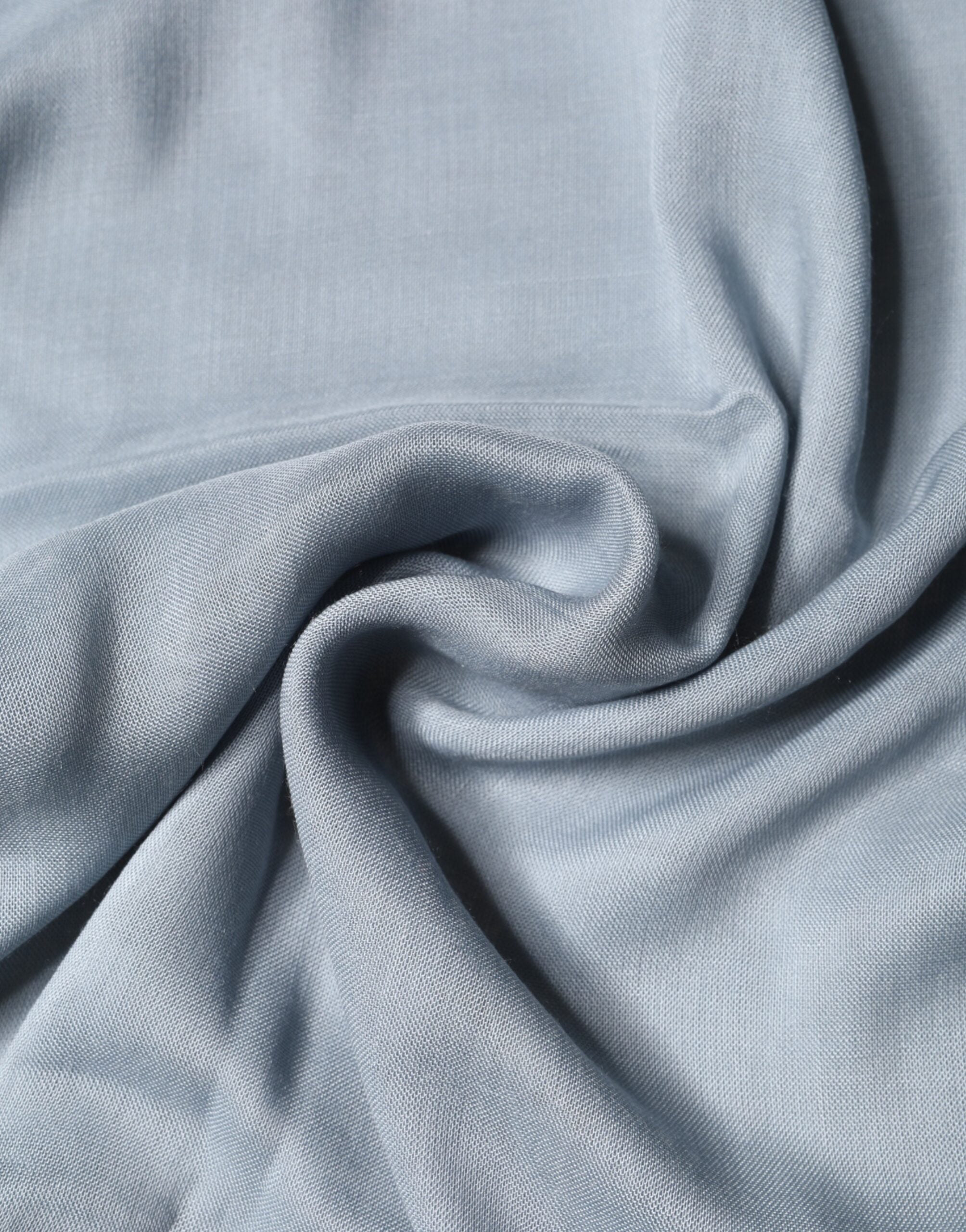 New Dolce & Gabbana Light Blue Cashmere Knitted Shawl