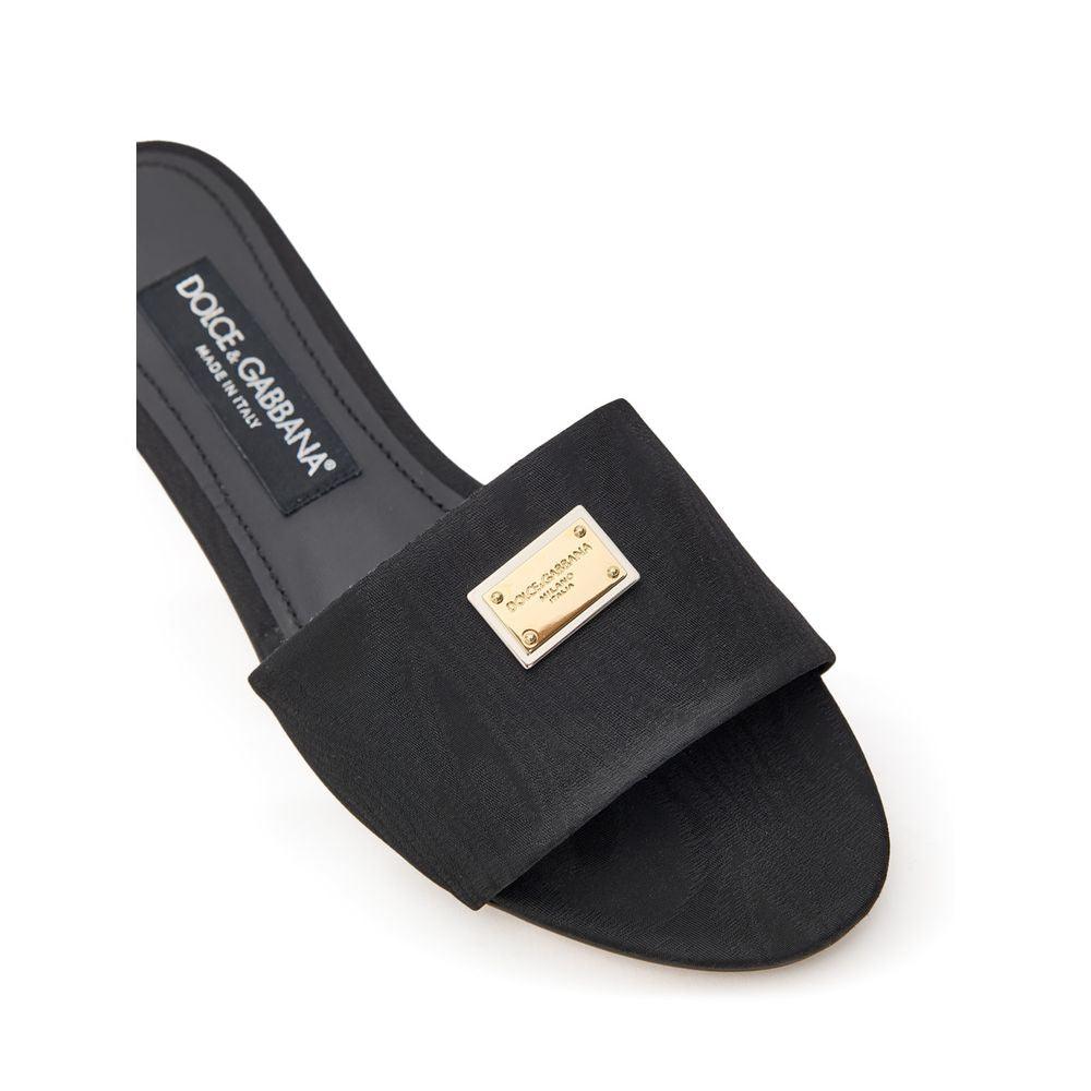 9869503 - PreLoved & Luxe