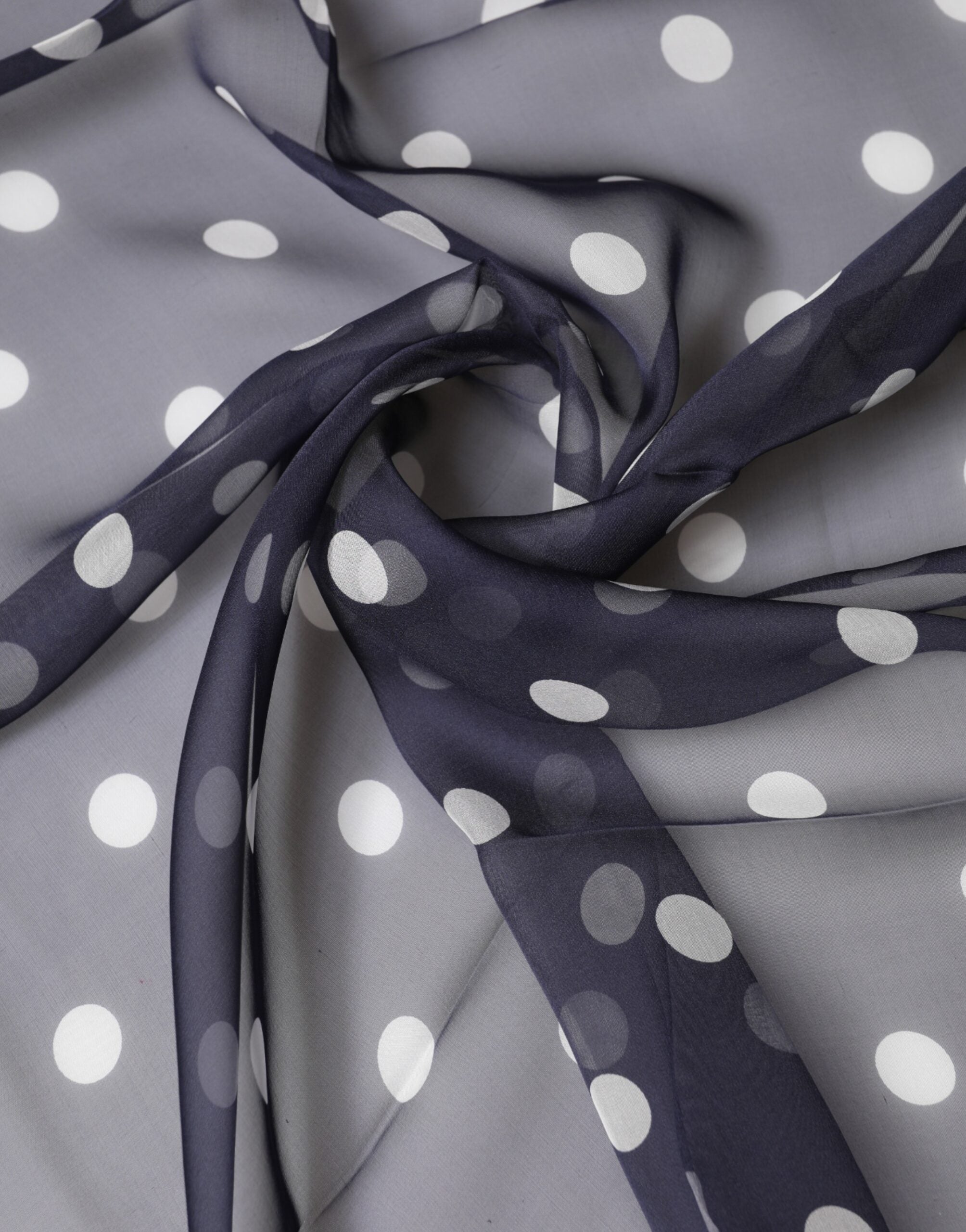 New Dolce & Gabbana Blue Polka Dot Silk Square Foulard 91.5cm x 89.5cm Scarf