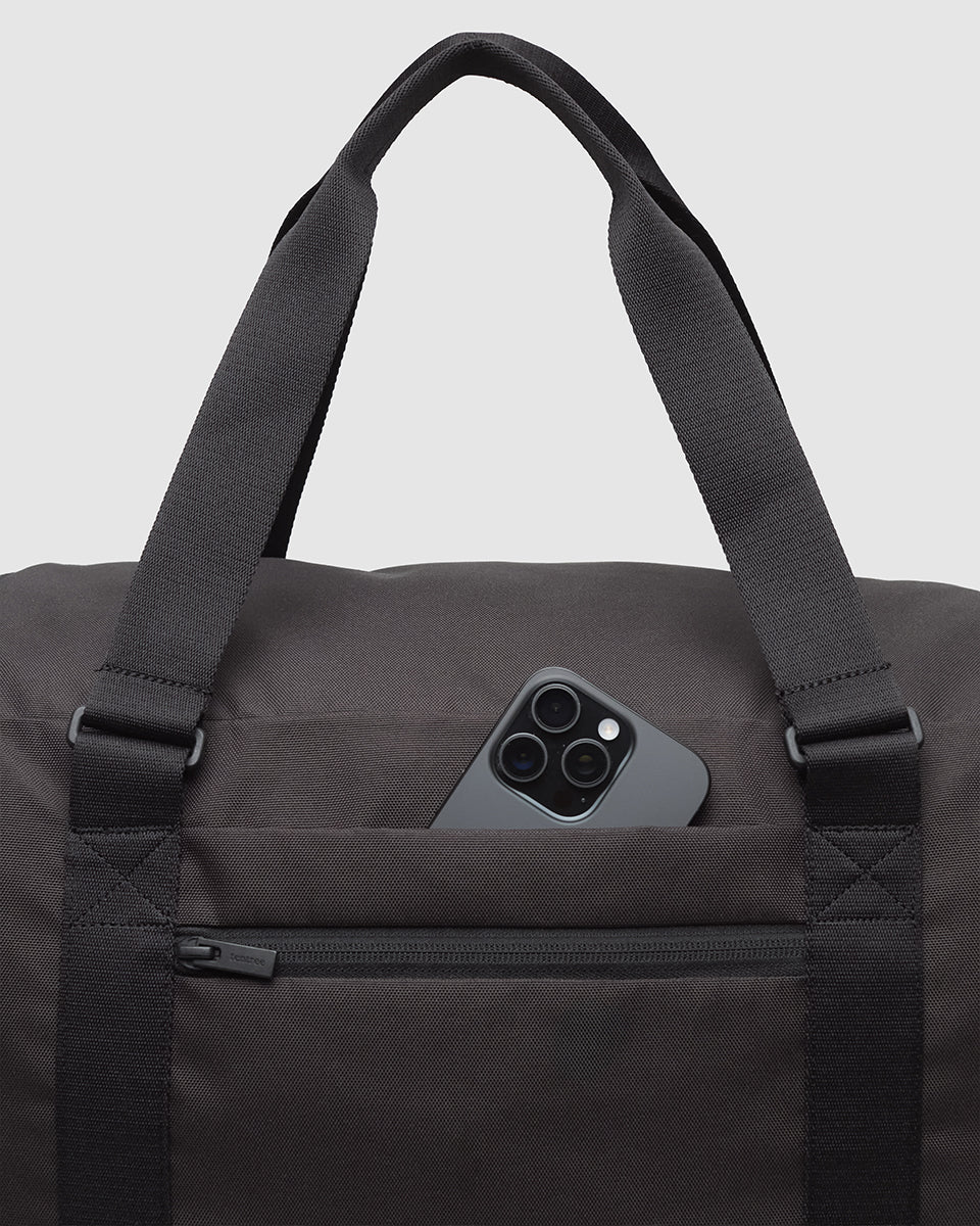 Black-Recycled-Polyester-Canvas-Duffle-Bag-TAU6604-0164_4 - PreLoved & Luxe