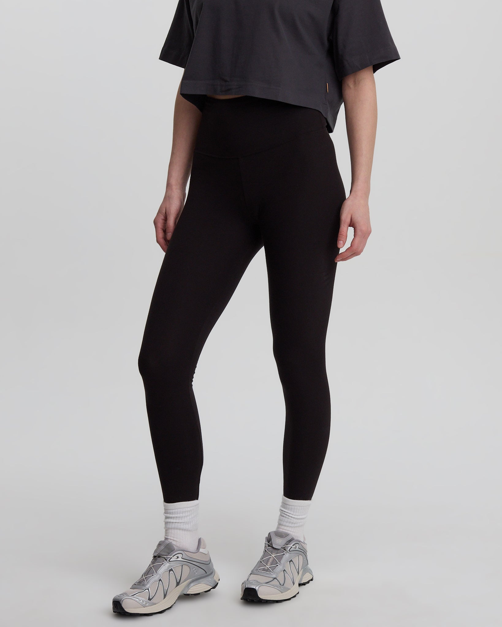 Black-Women_sBlackHigh-RiseLegging-TCW4429-0164_4 - PreLoved & Luxe