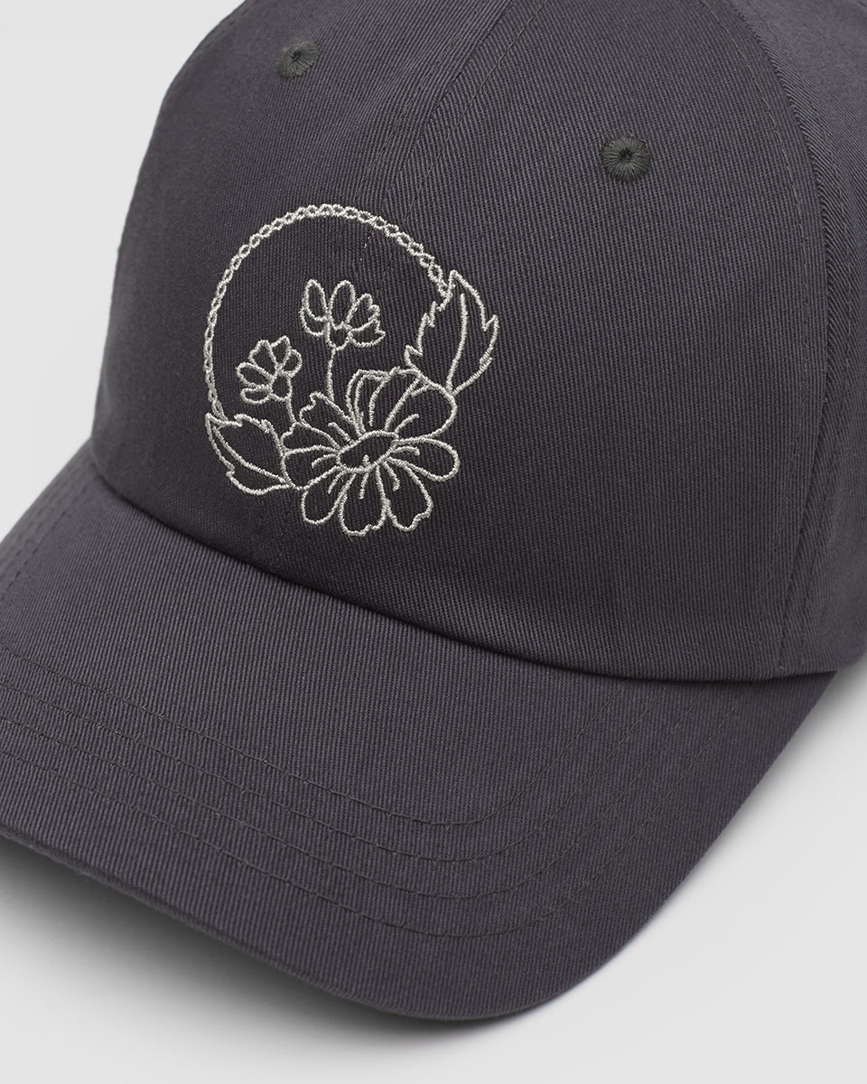 Daisy Embroidery Peak Hat