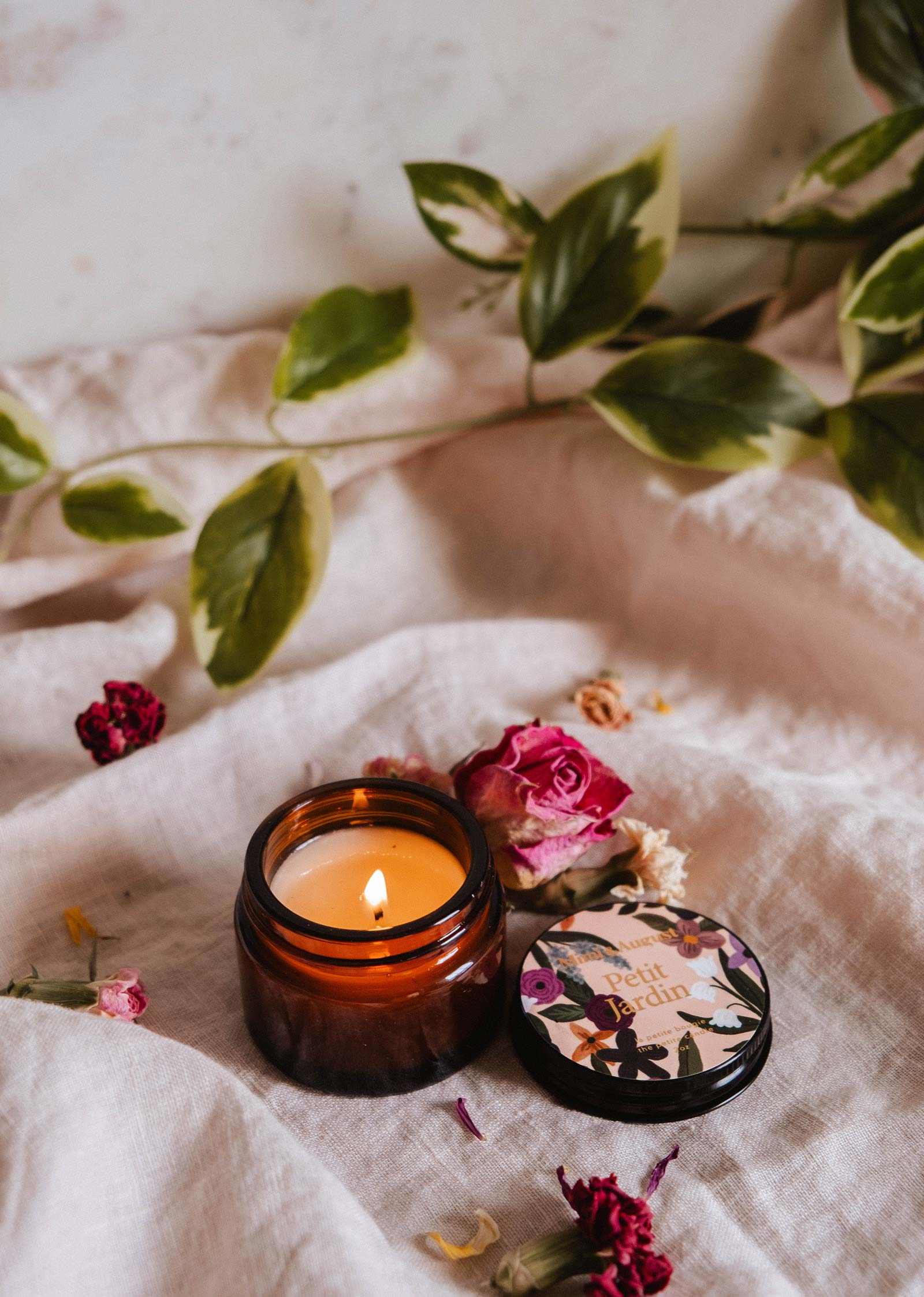 Petit Jardin – 2 oz Soy Candle