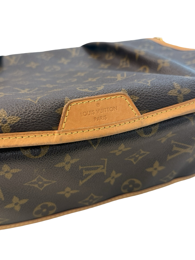 Louis Vuitton Monogram Vintage Shoulder Bag
