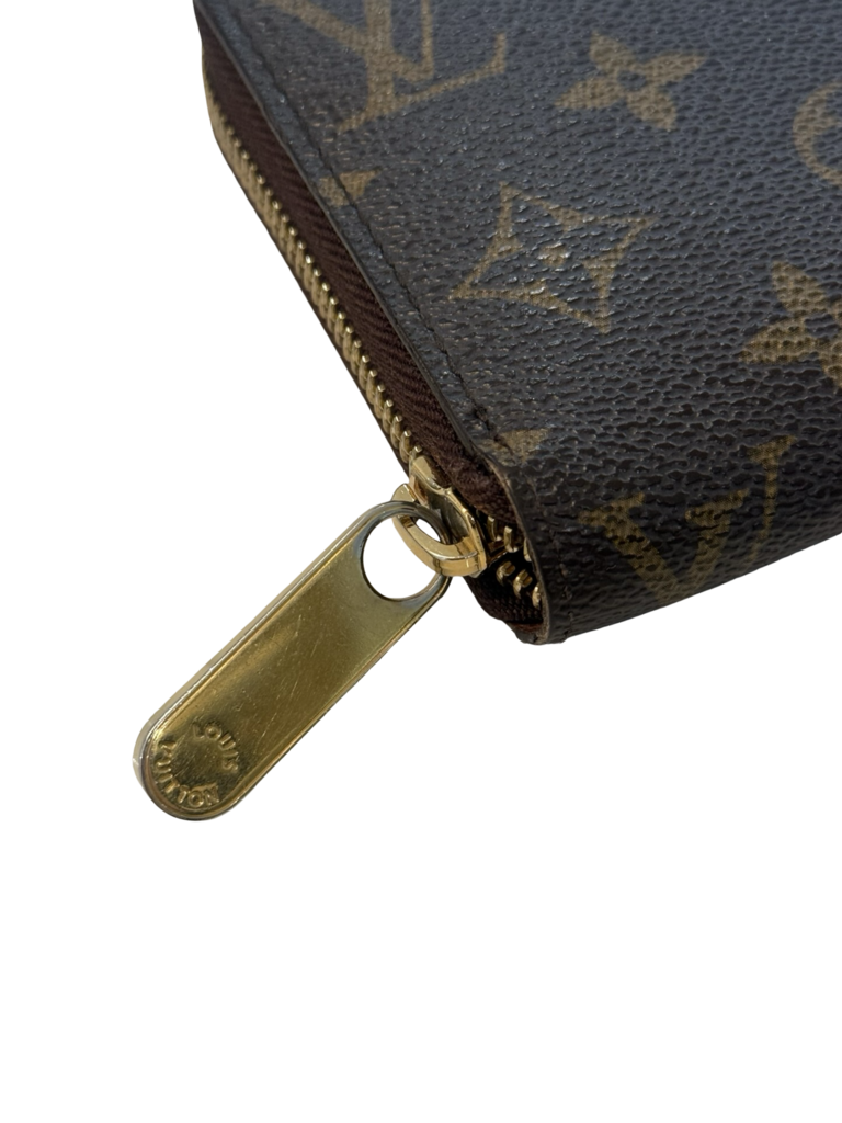 Louis Vuitton Monogram Zippy Wallet