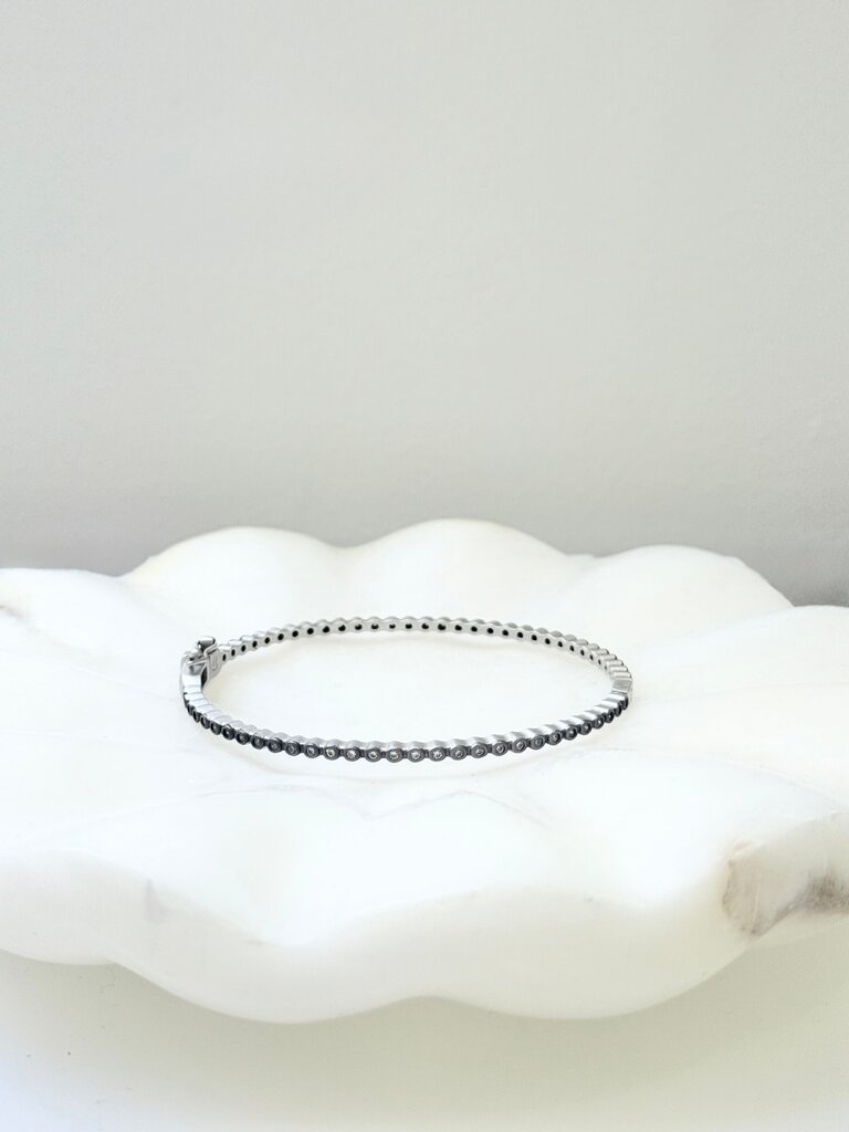 Pre-Owned PreLoved & Luxe Elegant Silver Bracelet Unisex New